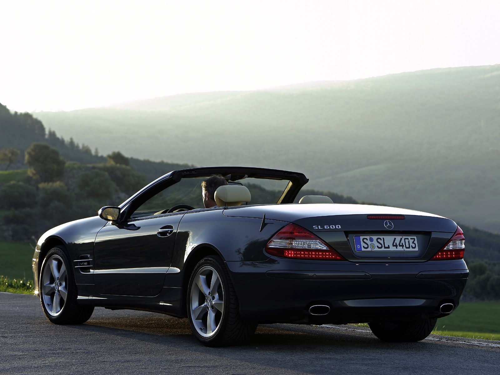 Mercedes-Benz SL600 photo #20