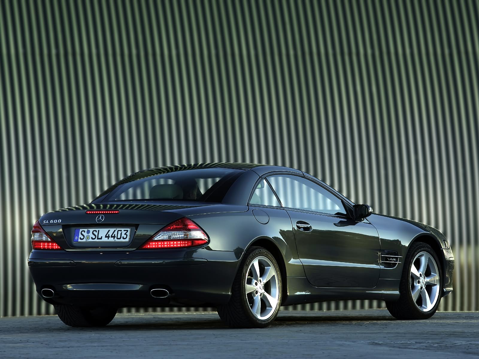 Mercedes-Benz SL600 photo #21