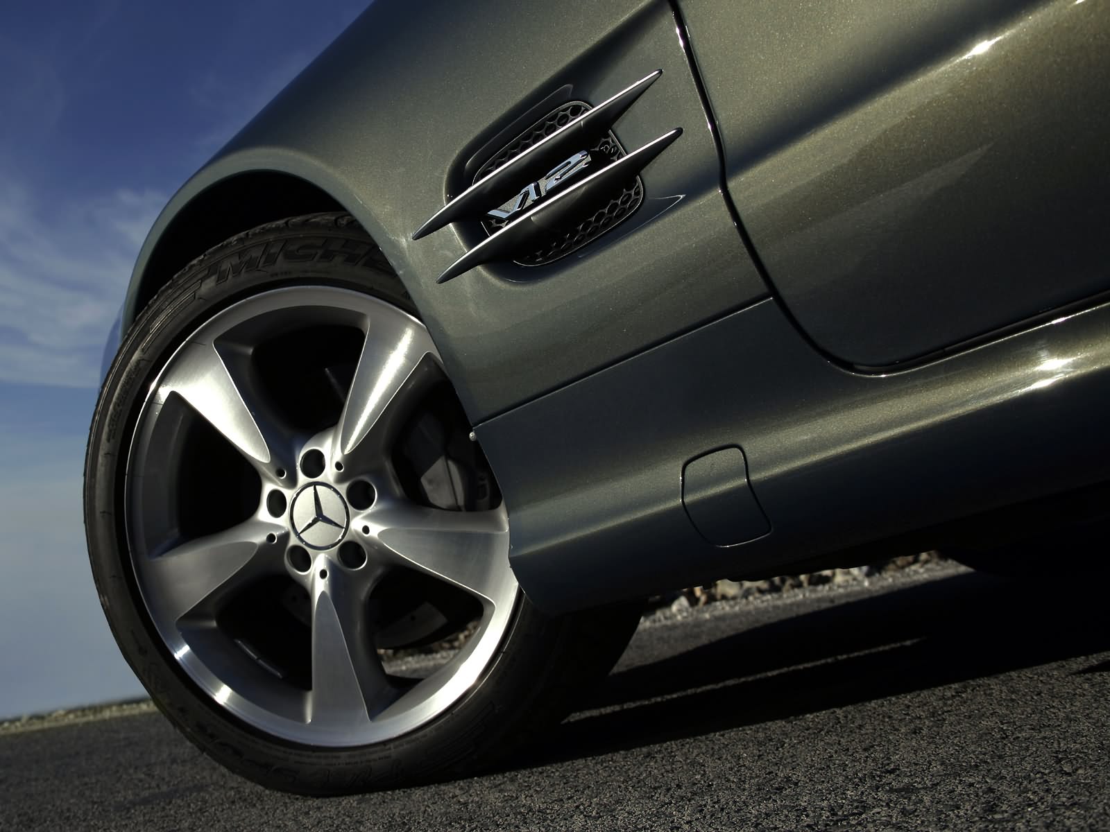Mercedes-Benz SL600 photo #22