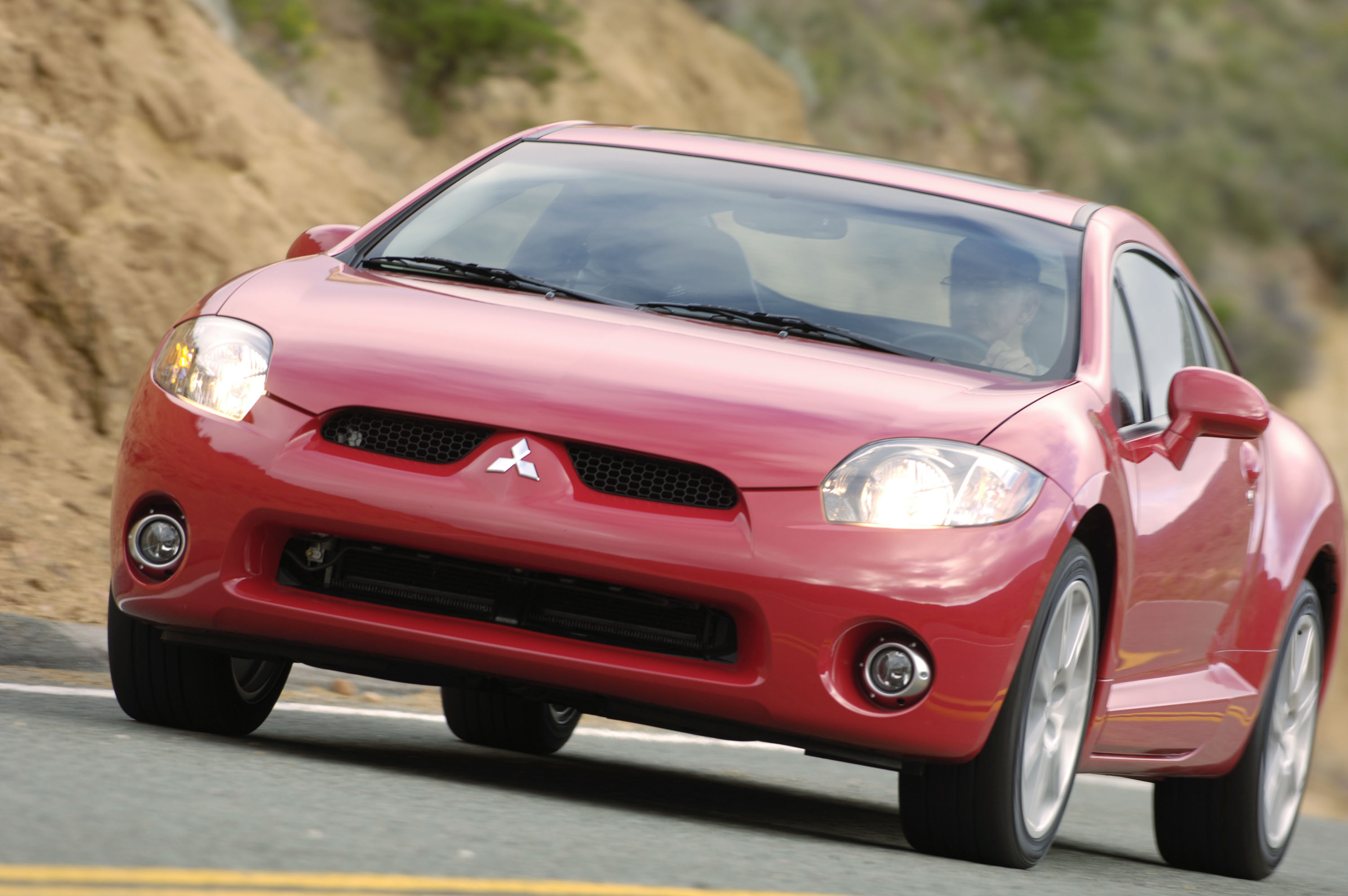 Mitsubishi Eclipse photo #1