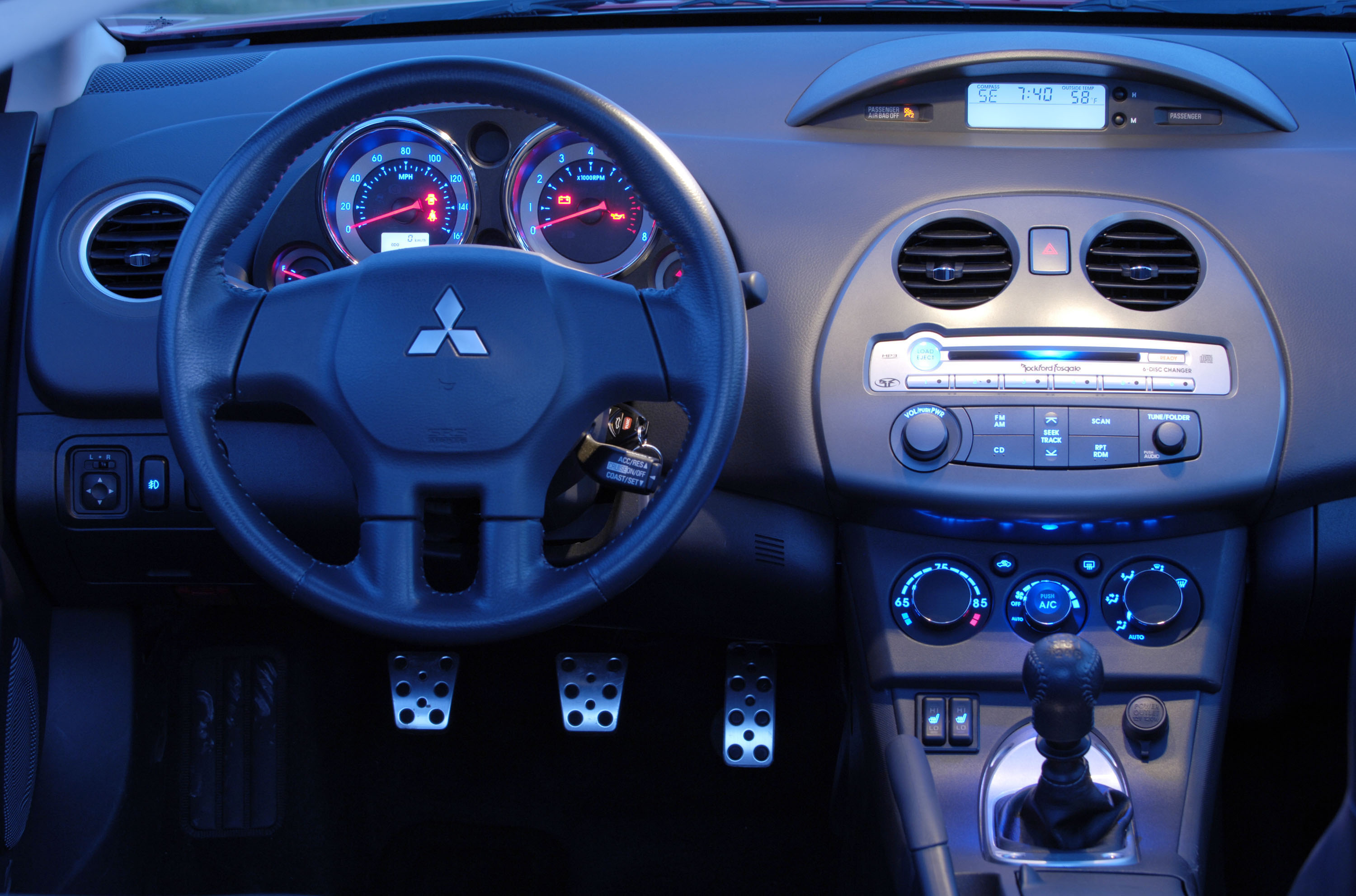 Mitsubishi Eclipse photo #29