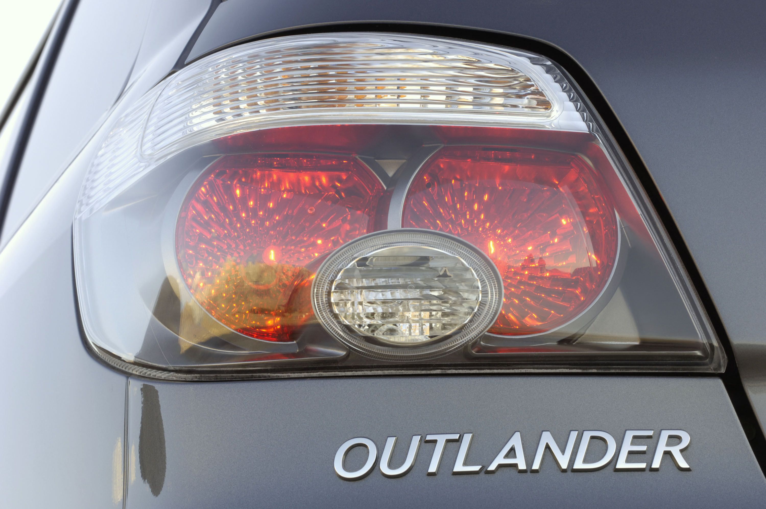 Mitsubishi Outlander photo #20
