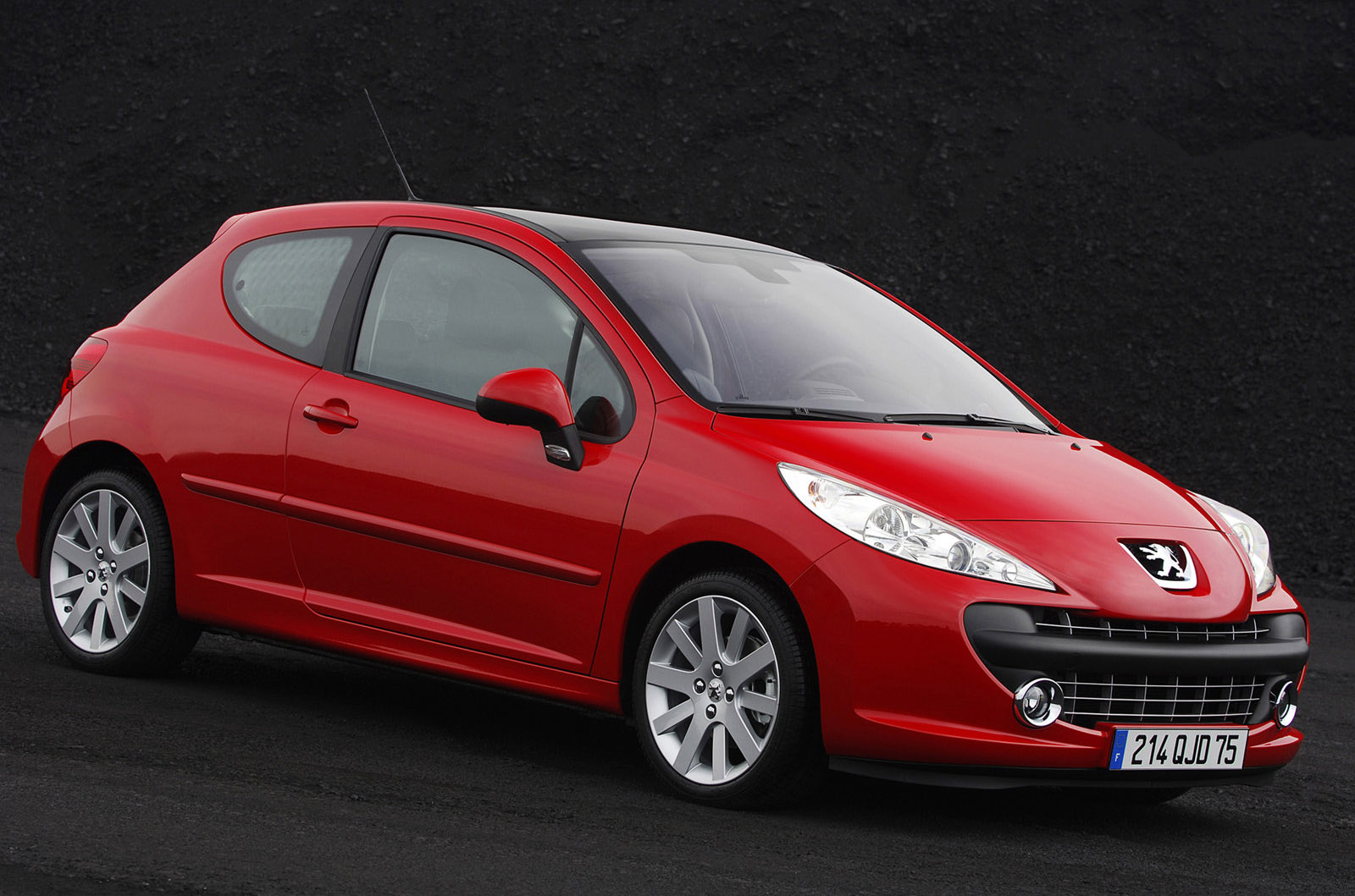 Peugeot 207 photo #18