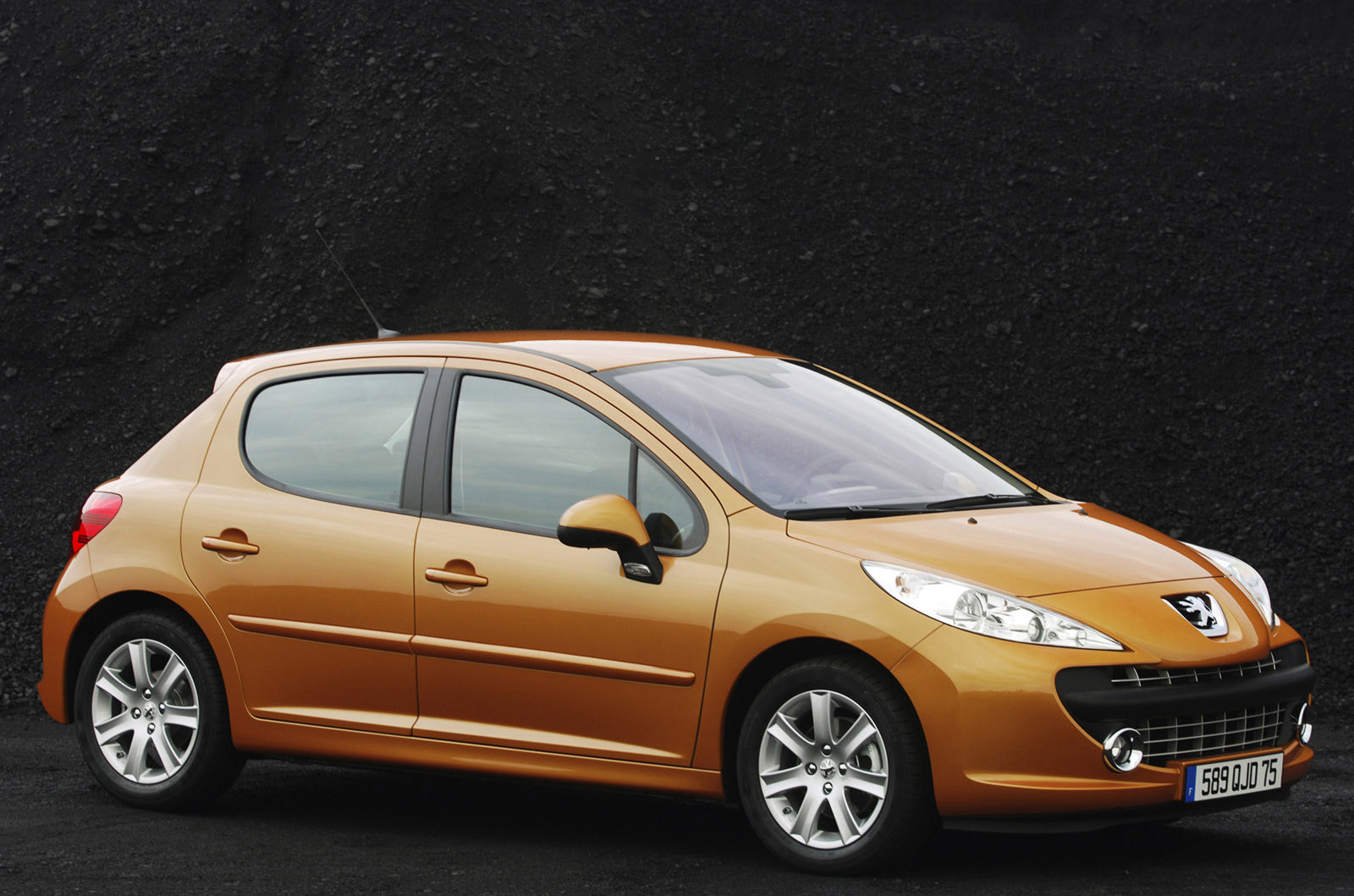 Peugeot 207 photo #22