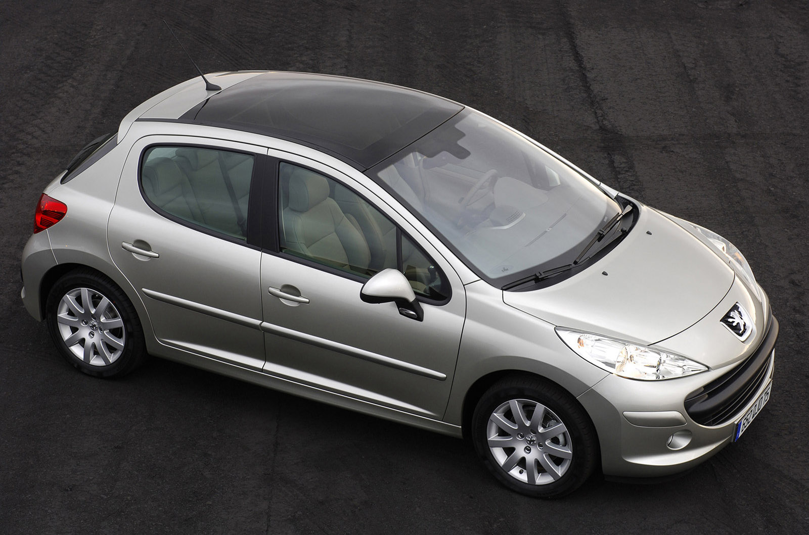 Peugeot 207 photo #23