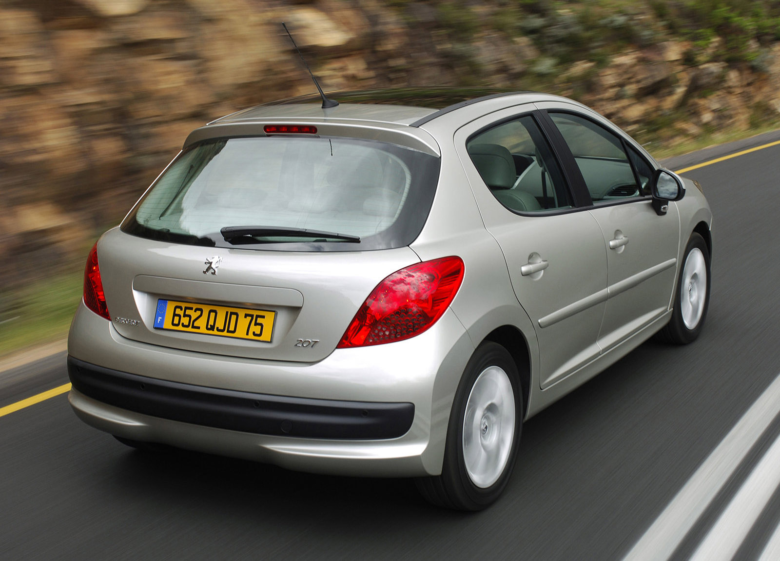 Peugeot 207 photo #47