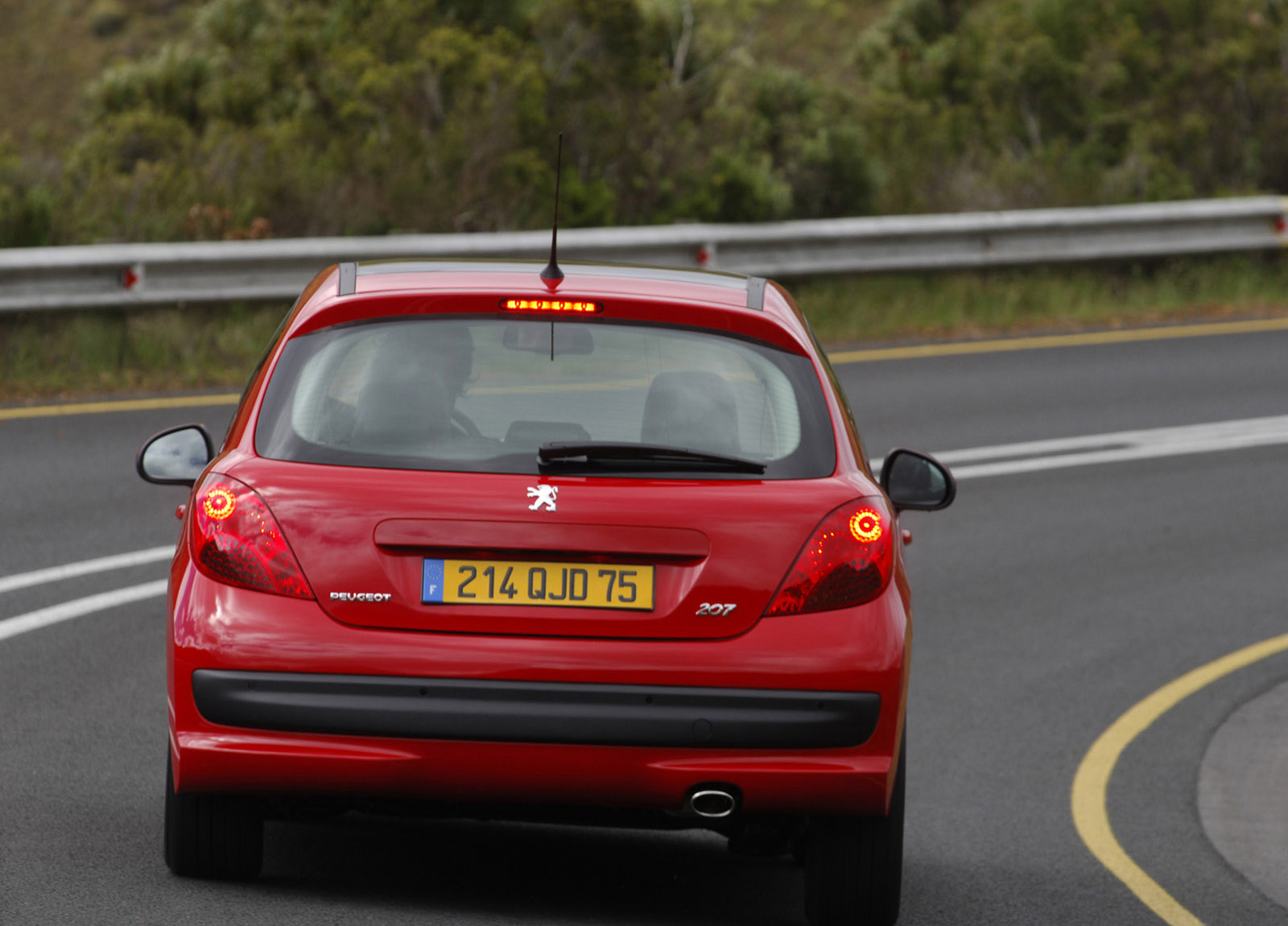 Peugeot 207 photo #51