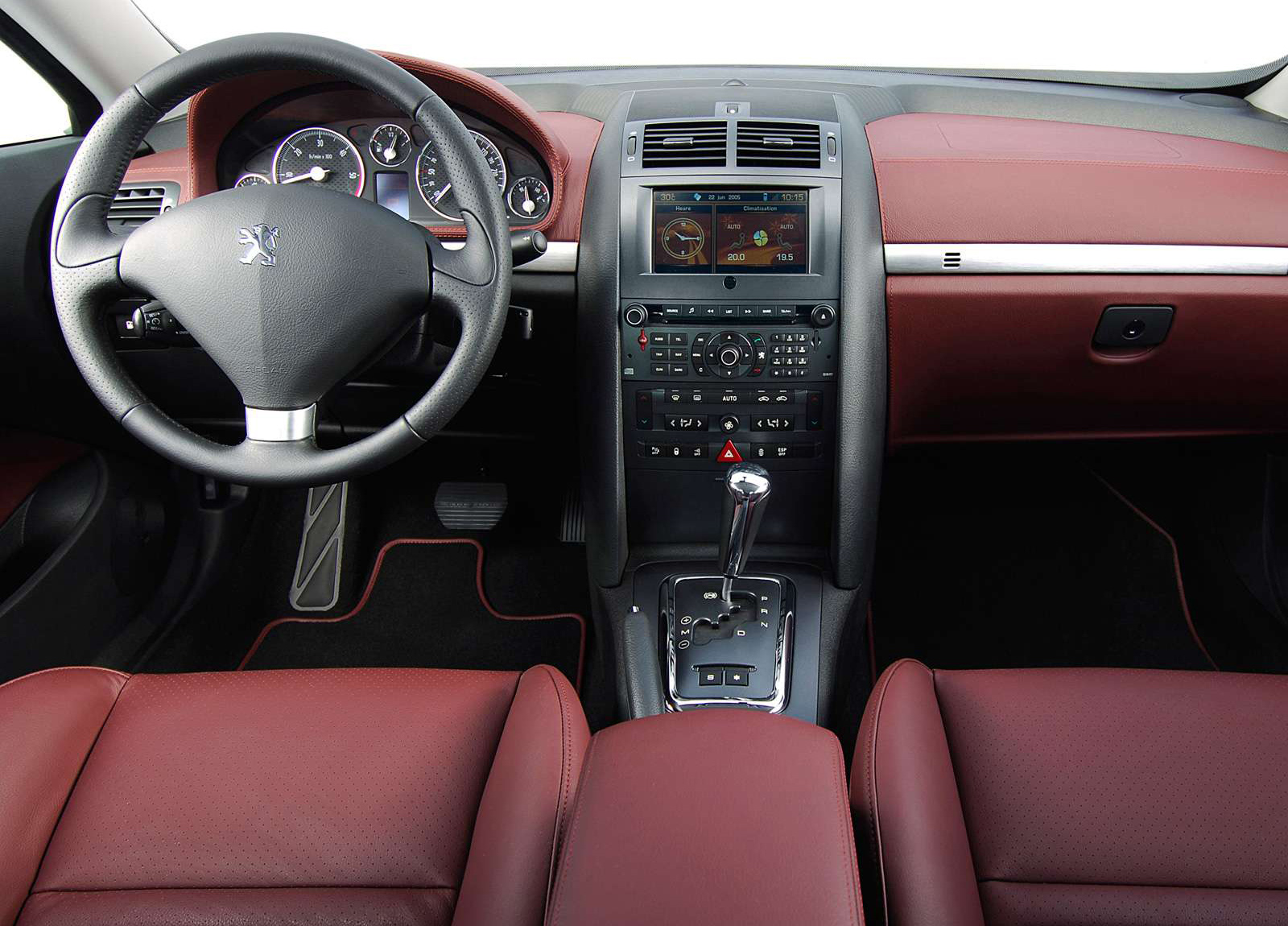 Peugeot 407 Coupe photo #14