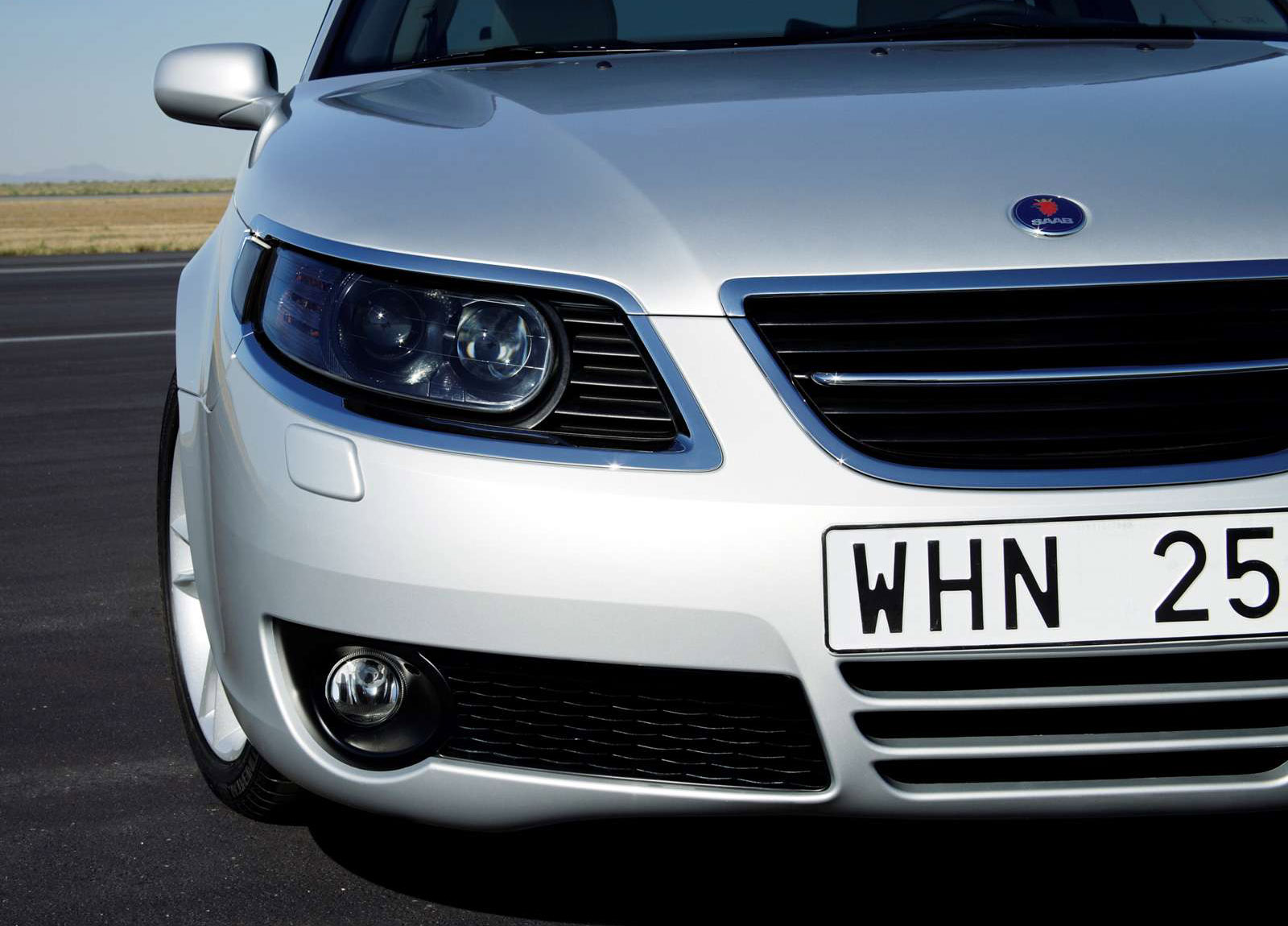 Saab 9-5 Sedan photo #27