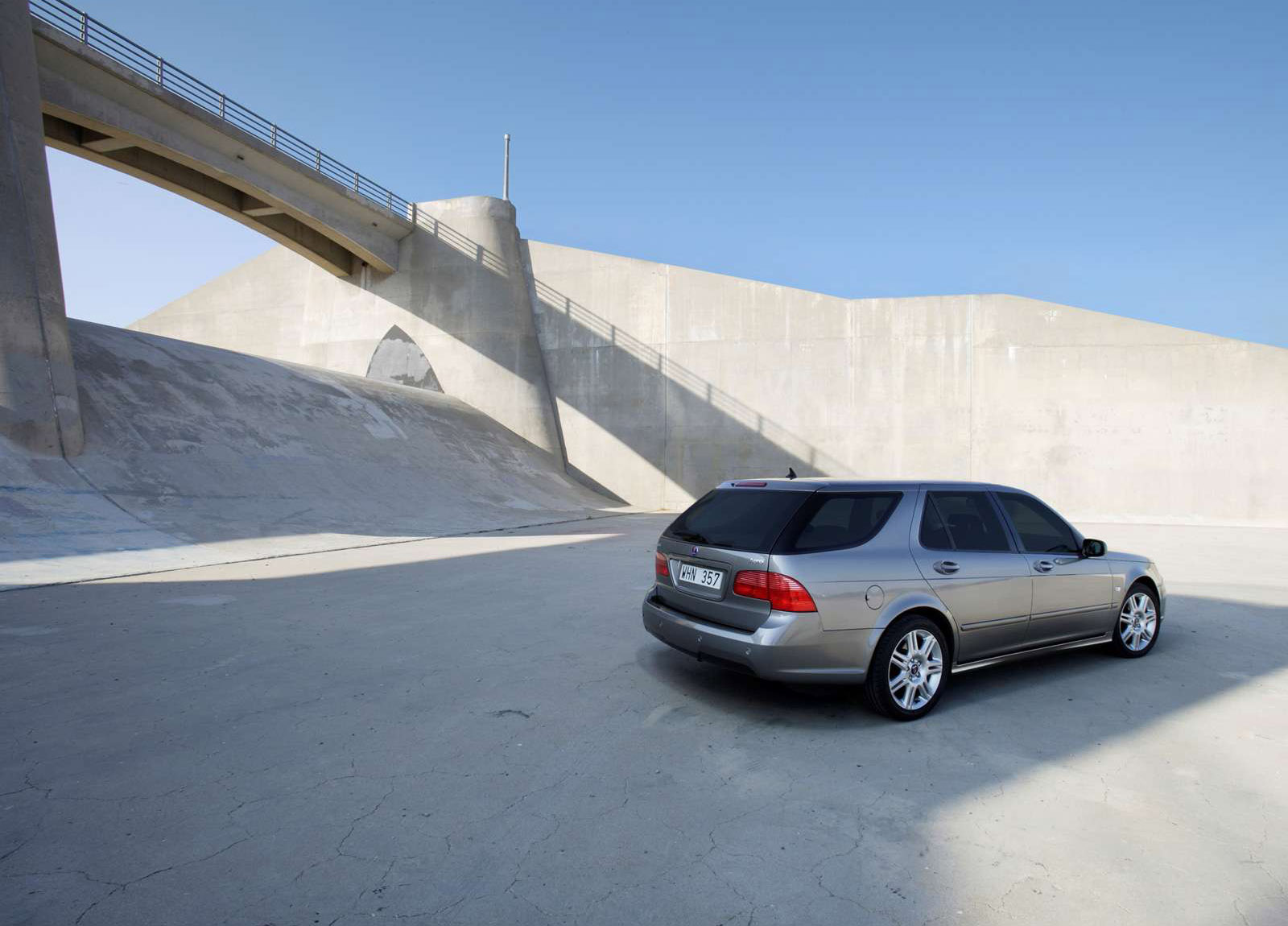 Saab 9-5 SportCombi photo #15