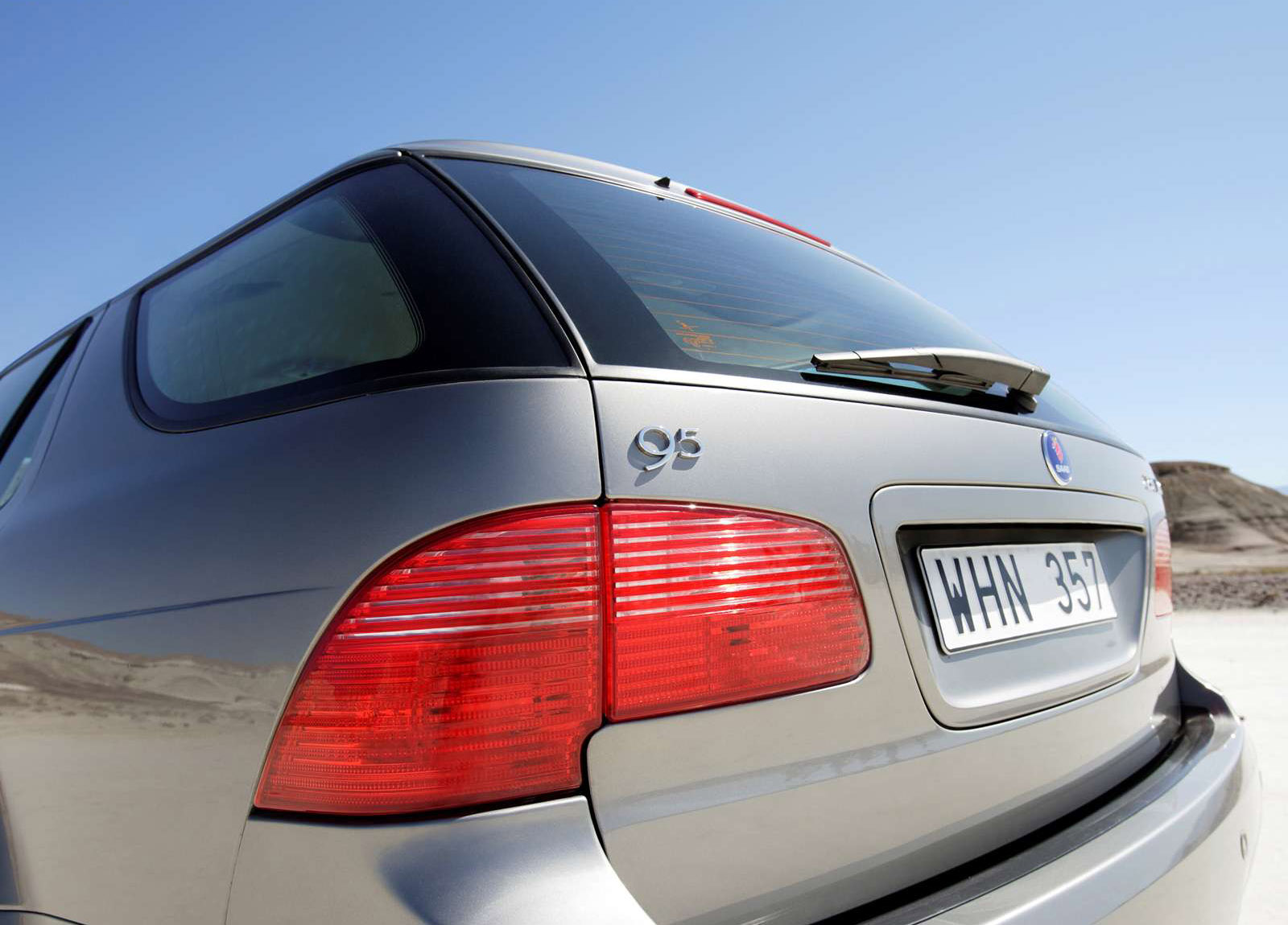 Saab 9-5 SportCombi photo #22
