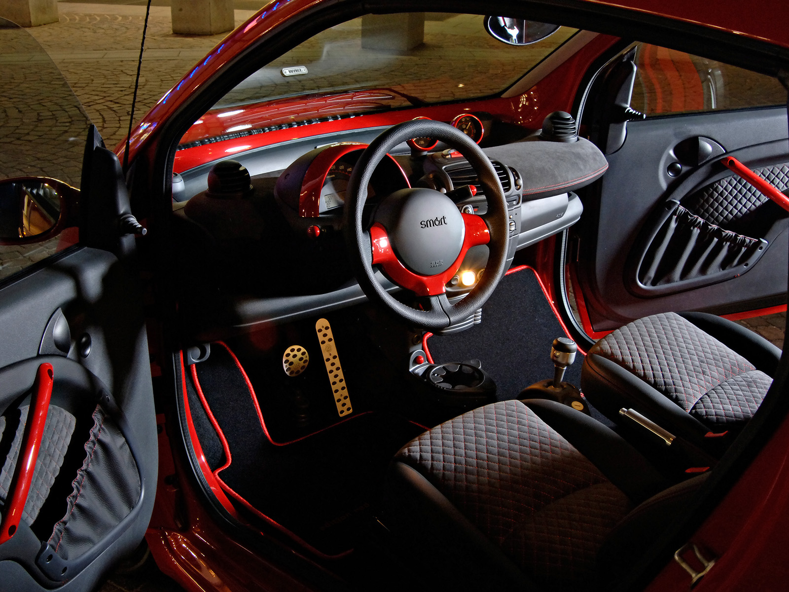 Smart Fortwo Edition Red photo #5