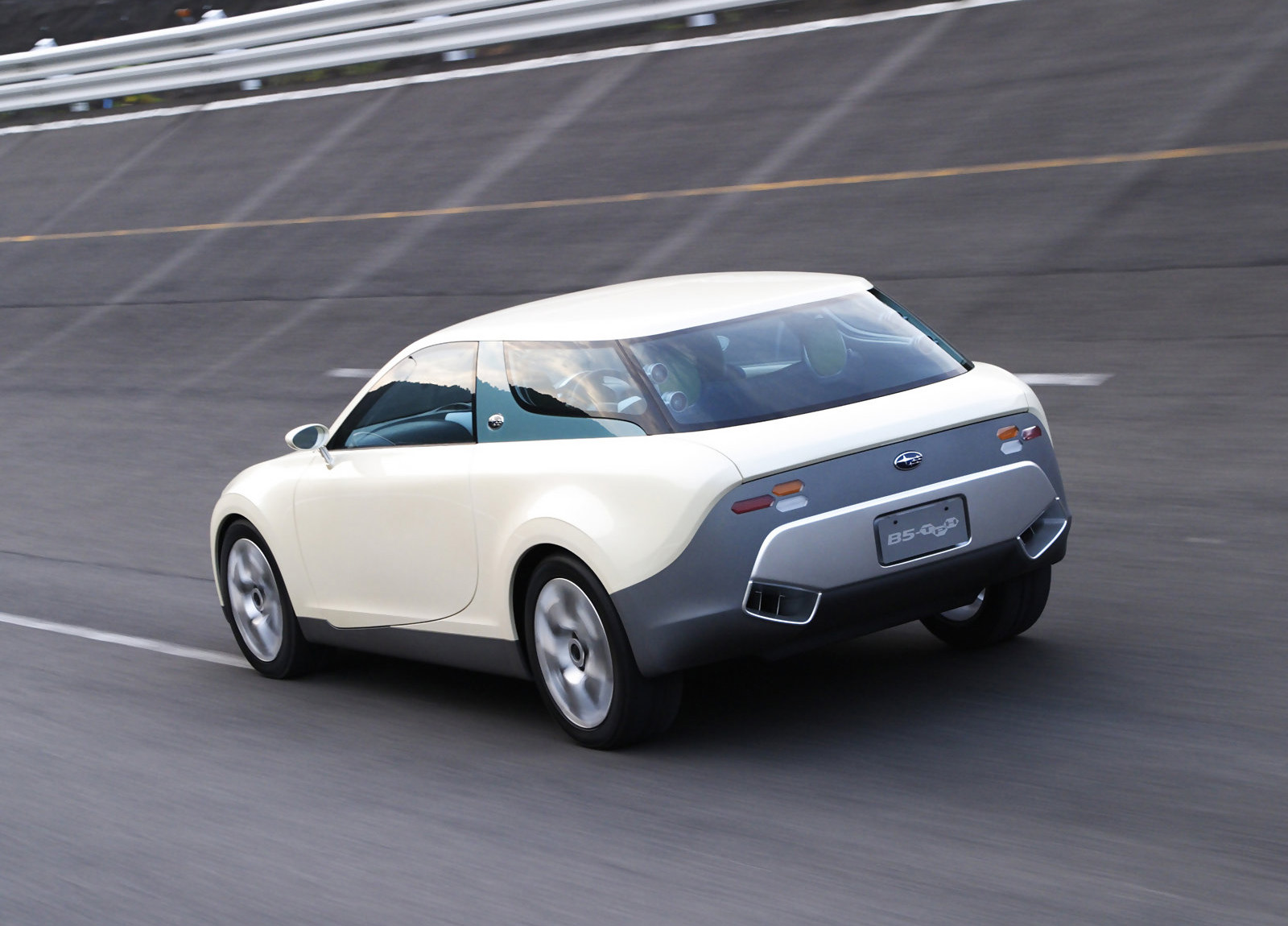 Subaru B5-TPH Concept photo #6