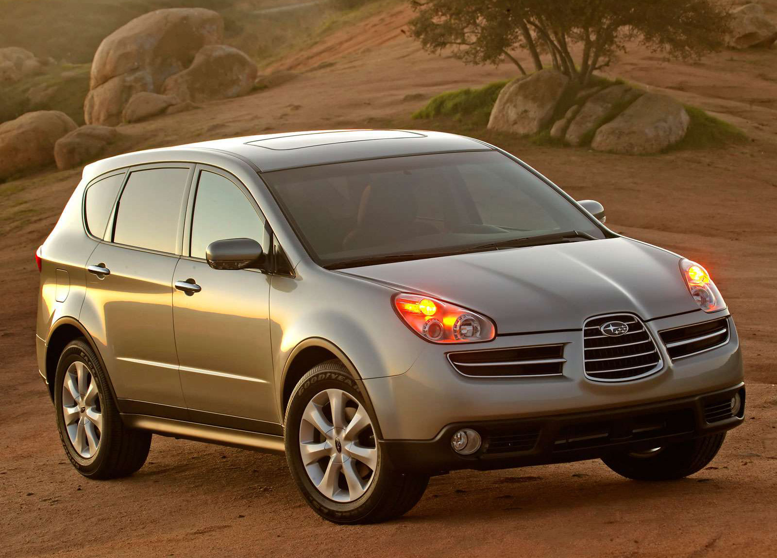2006 Subaru B9 Tribeca HD Pictures