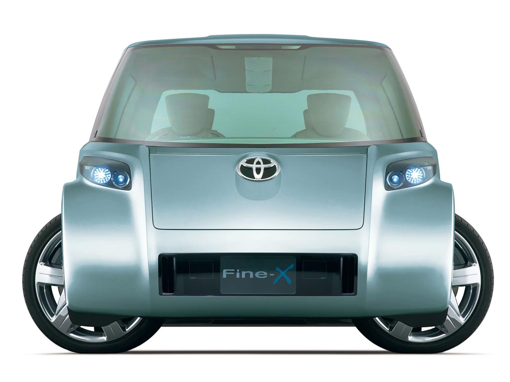 Toyota Fine-T Fuel Cell Hybrid Concept photo #1