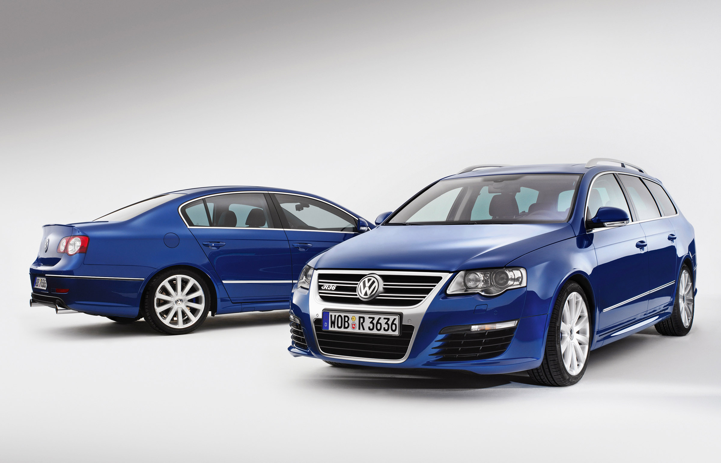 Volkswagen Passat R36 photo #10