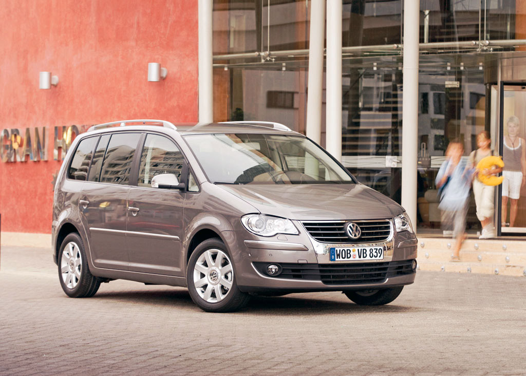 Volkswagen Touran photo #2