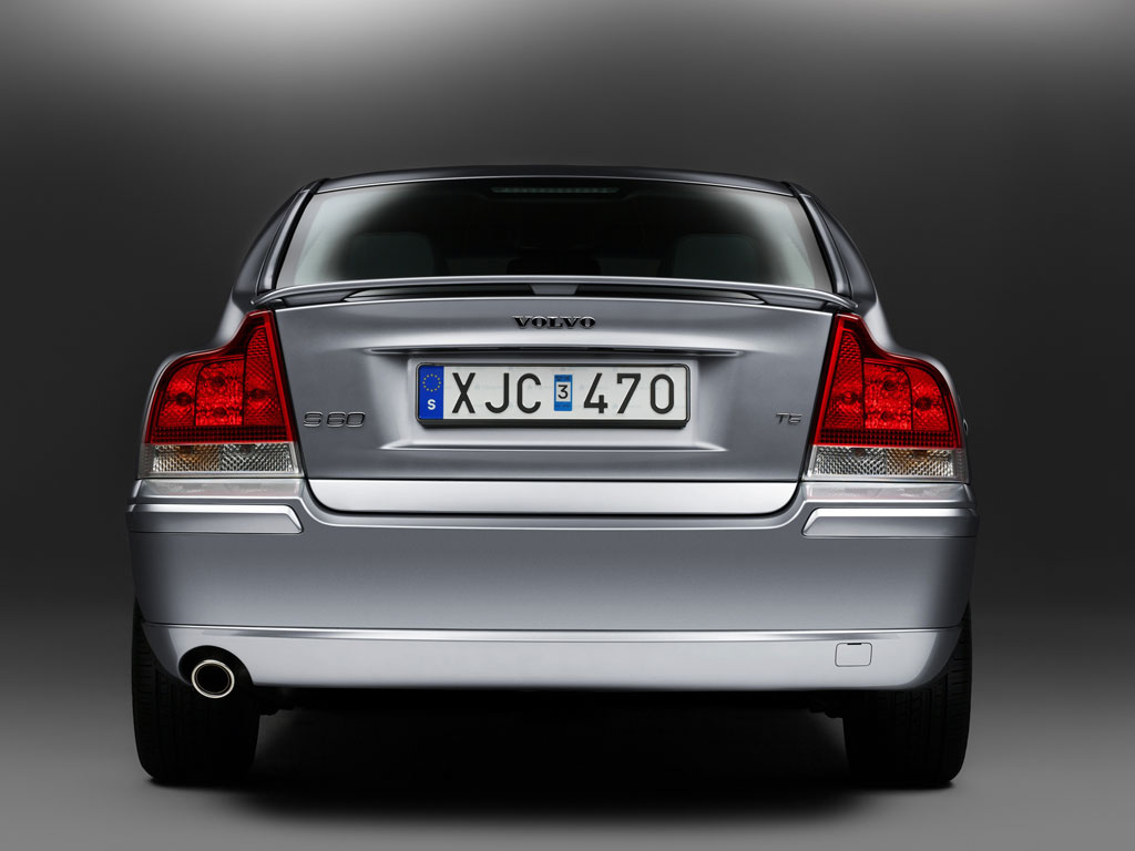 Volvo S60 photo #6