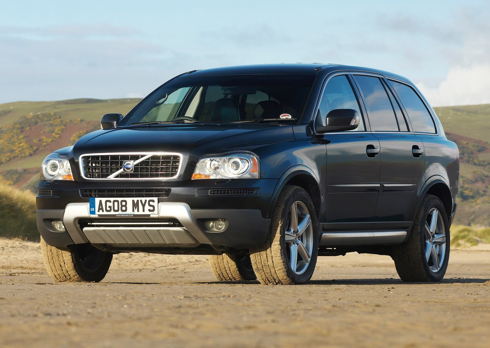 Volvo XC90 photo #14