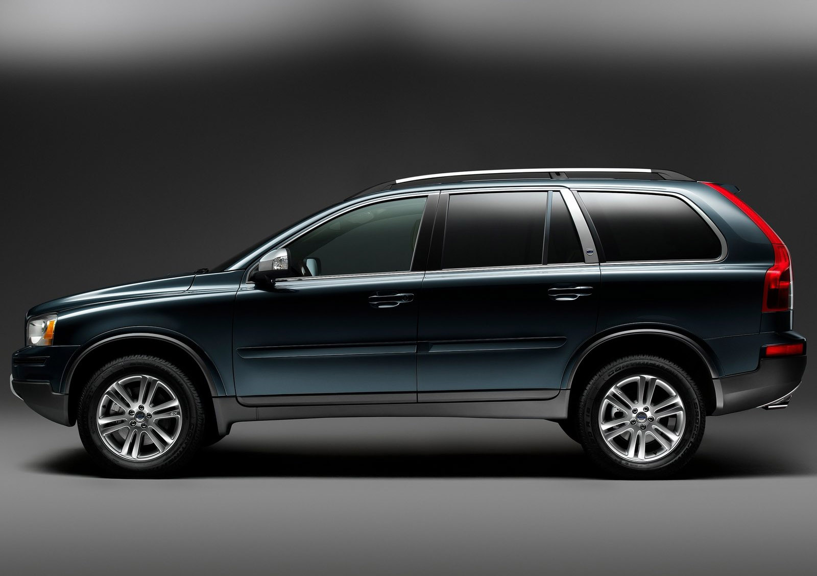 Volvo XC90 photo #21