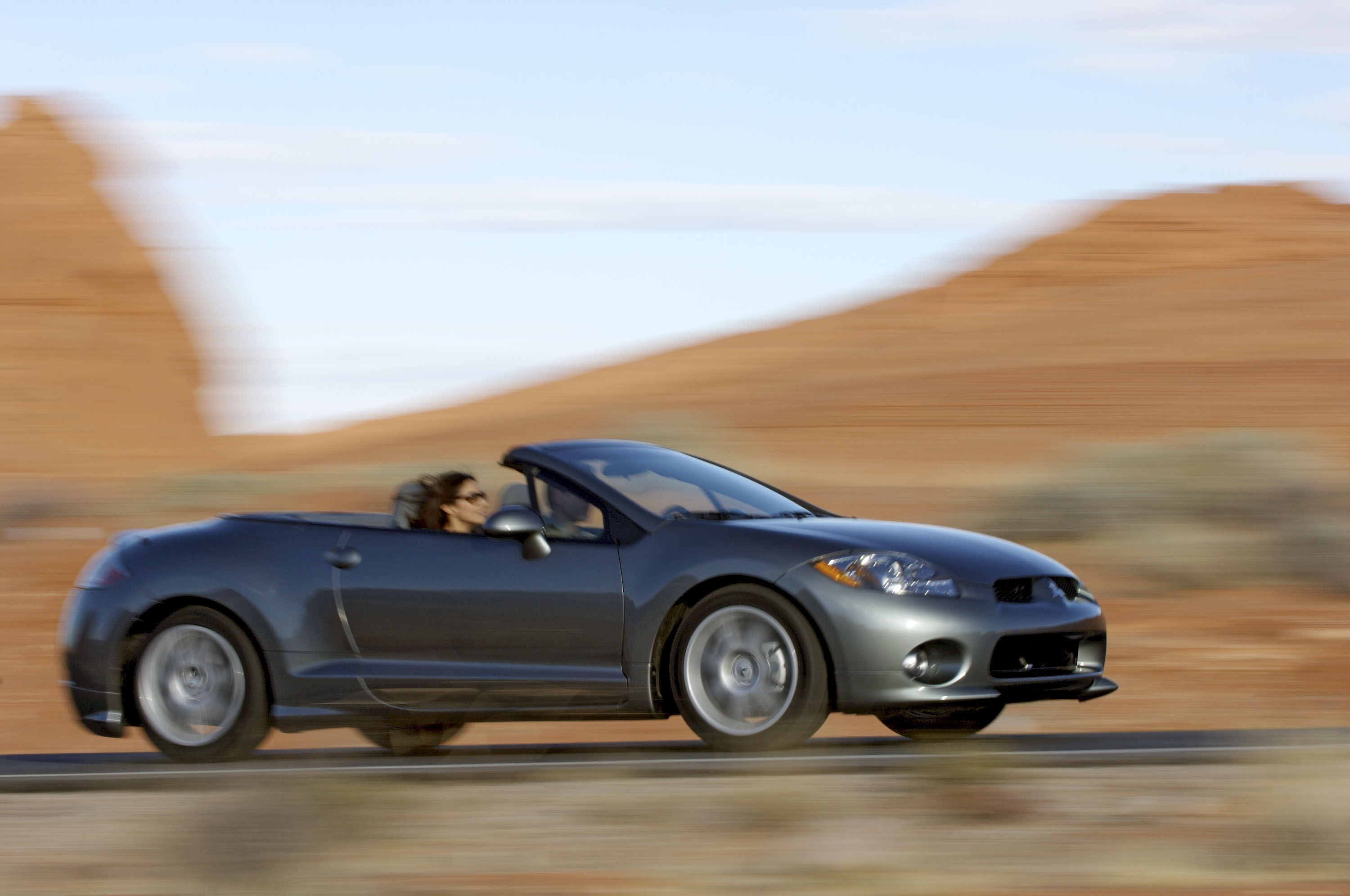 Mitsubishi Eclipse Spyder photo #5
