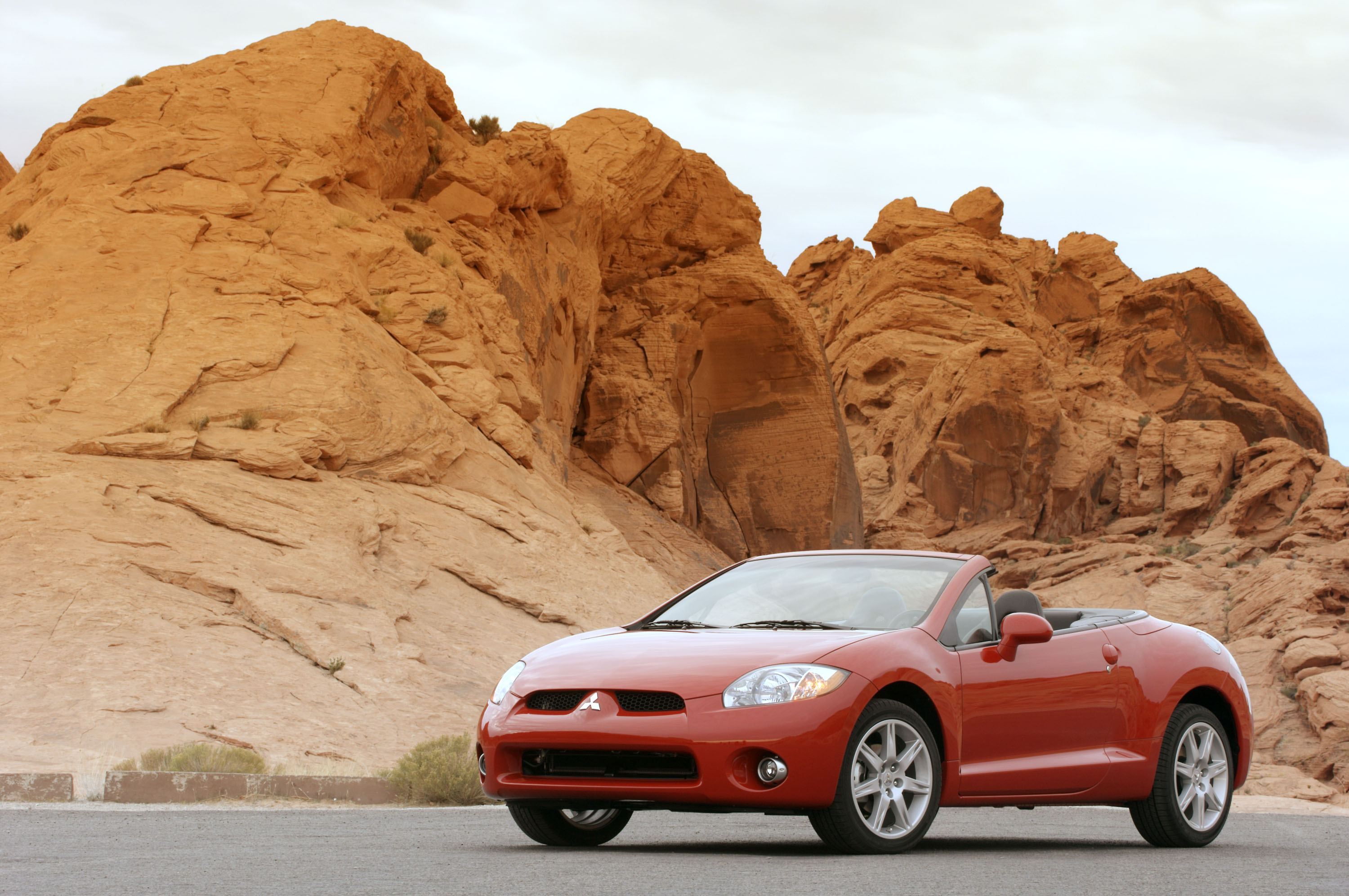 Mitsubishi Eclipse Spyder photo #6