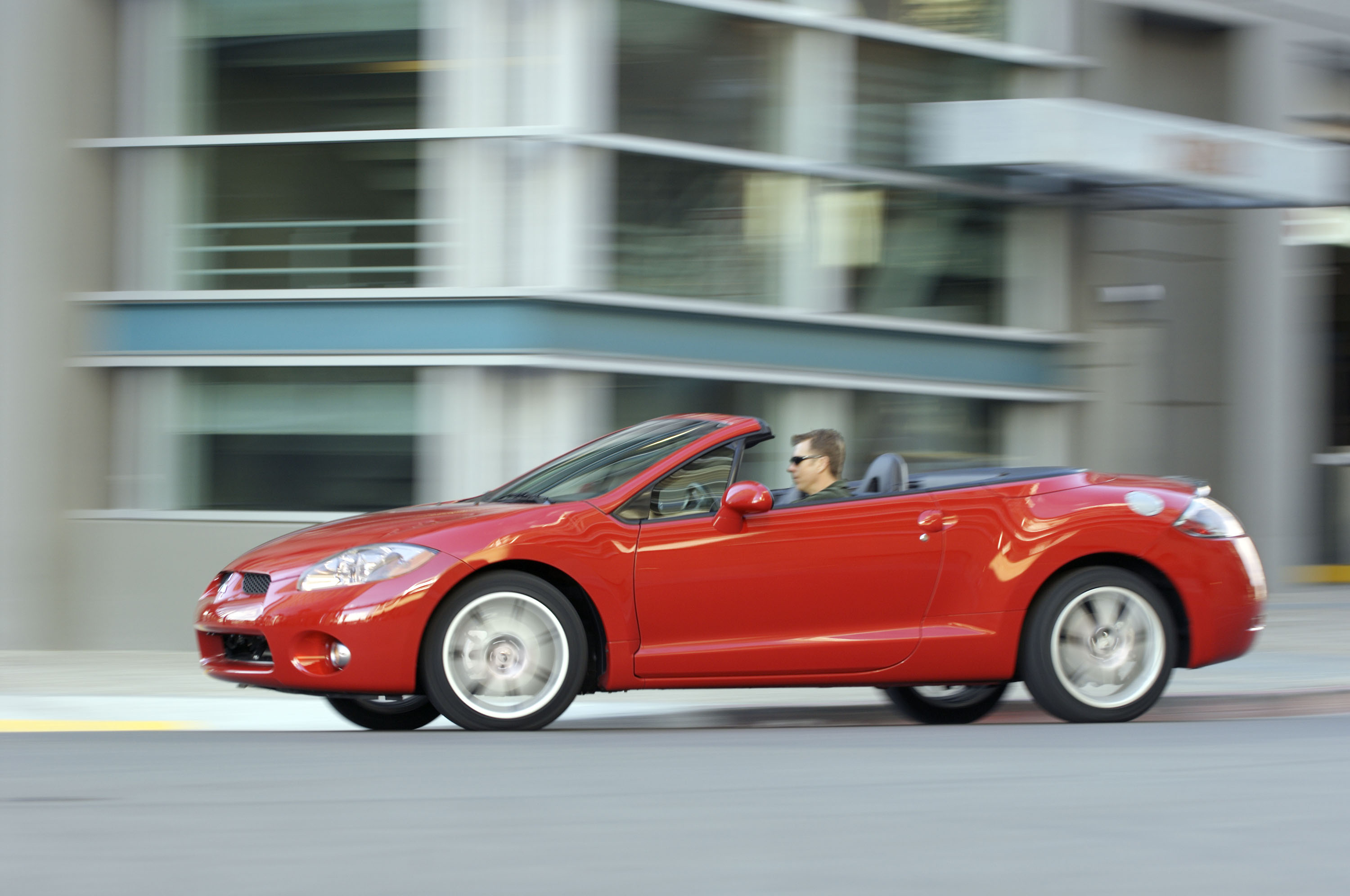 Mitsubishi Eclipse Spyder photo #7
