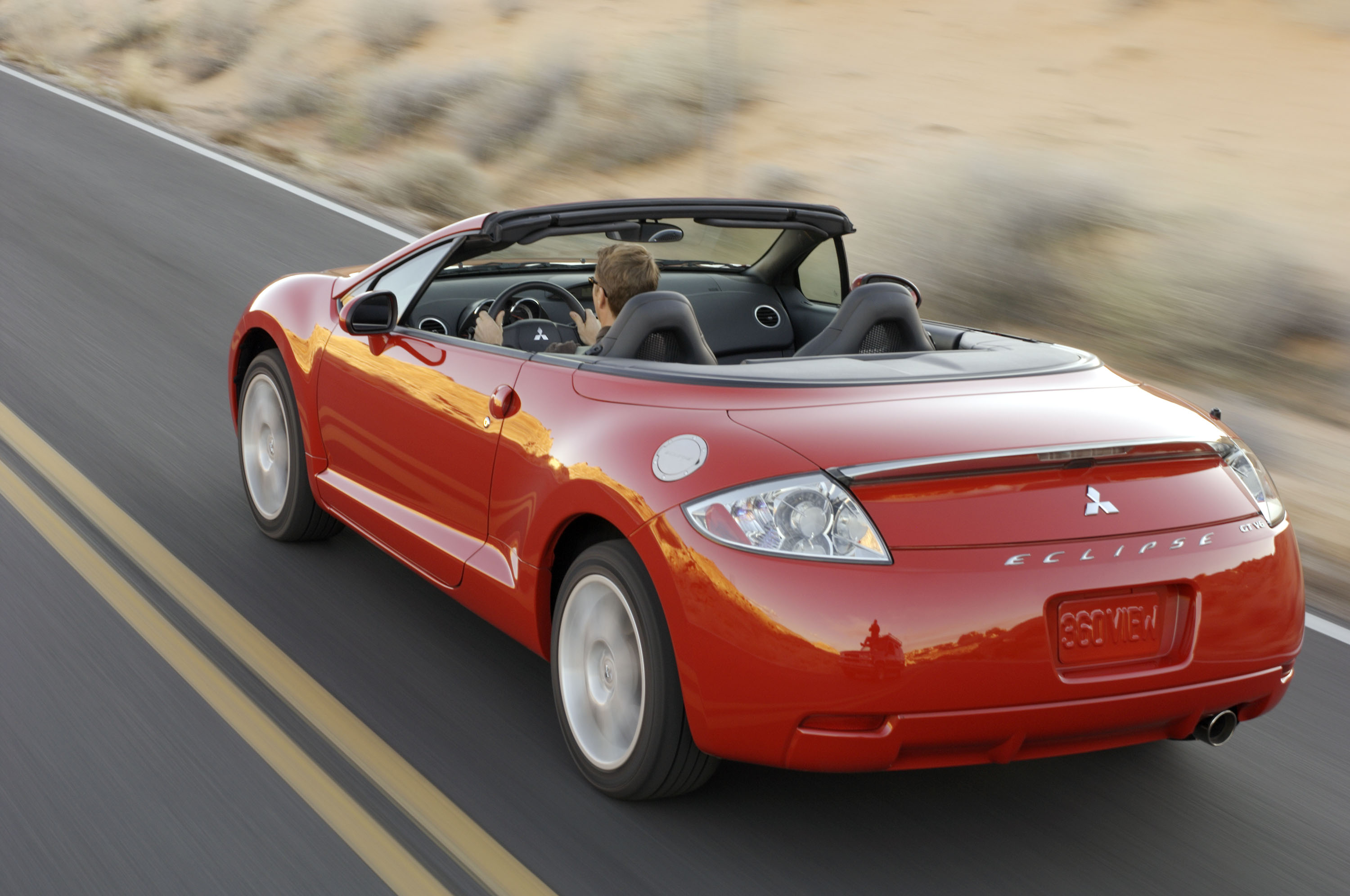 Mitsubishi Eclipse Spyder photo #20