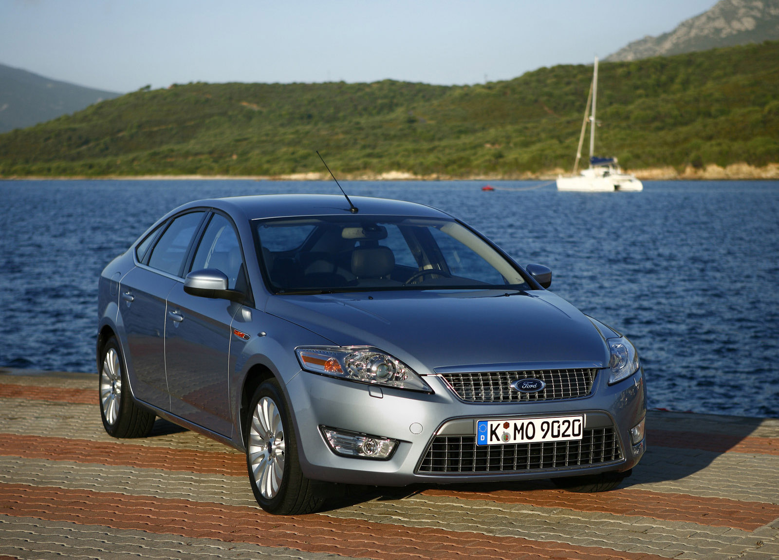 Ford Mondeo photo #15