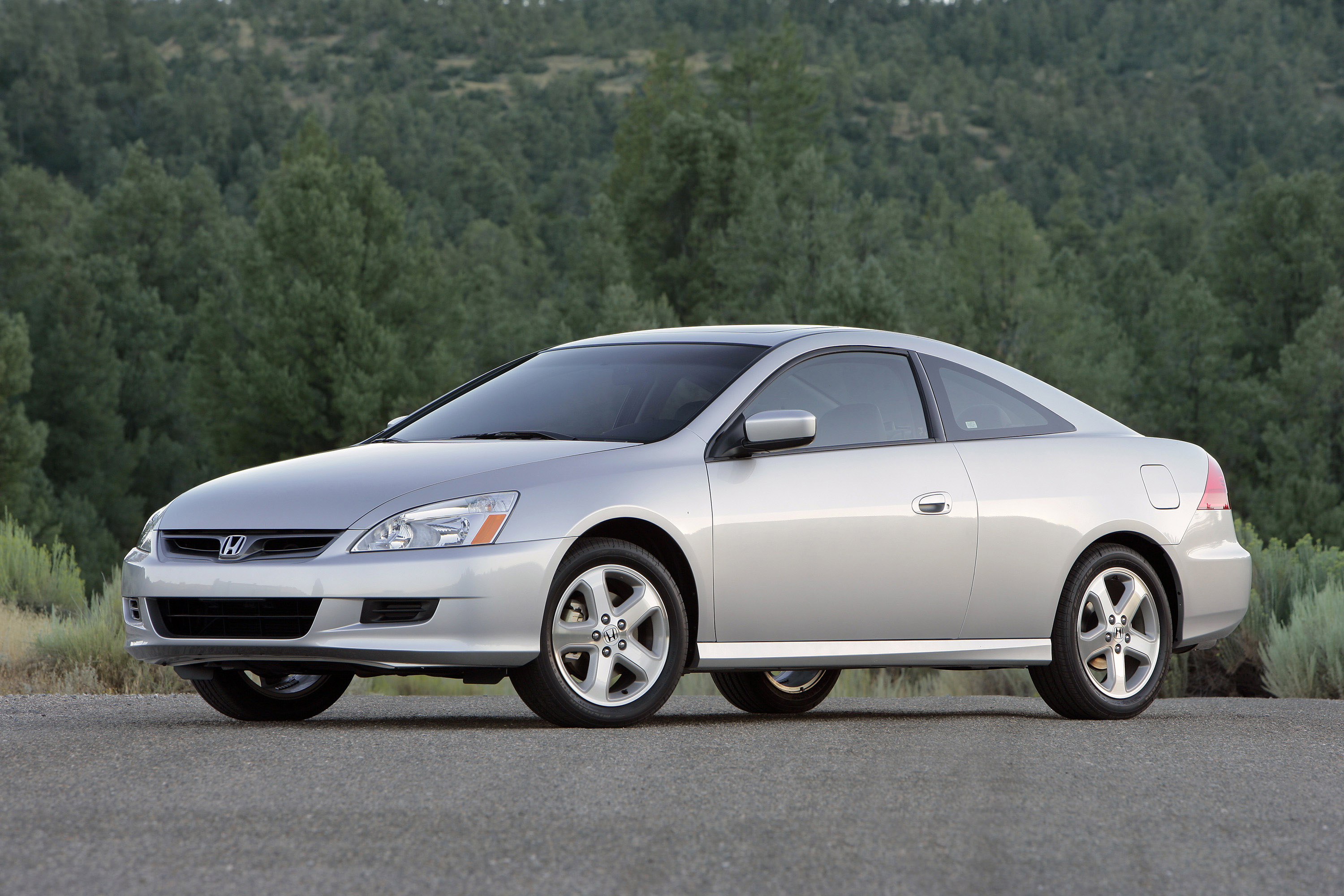 Honda Accord Coupe EX-L photo #3