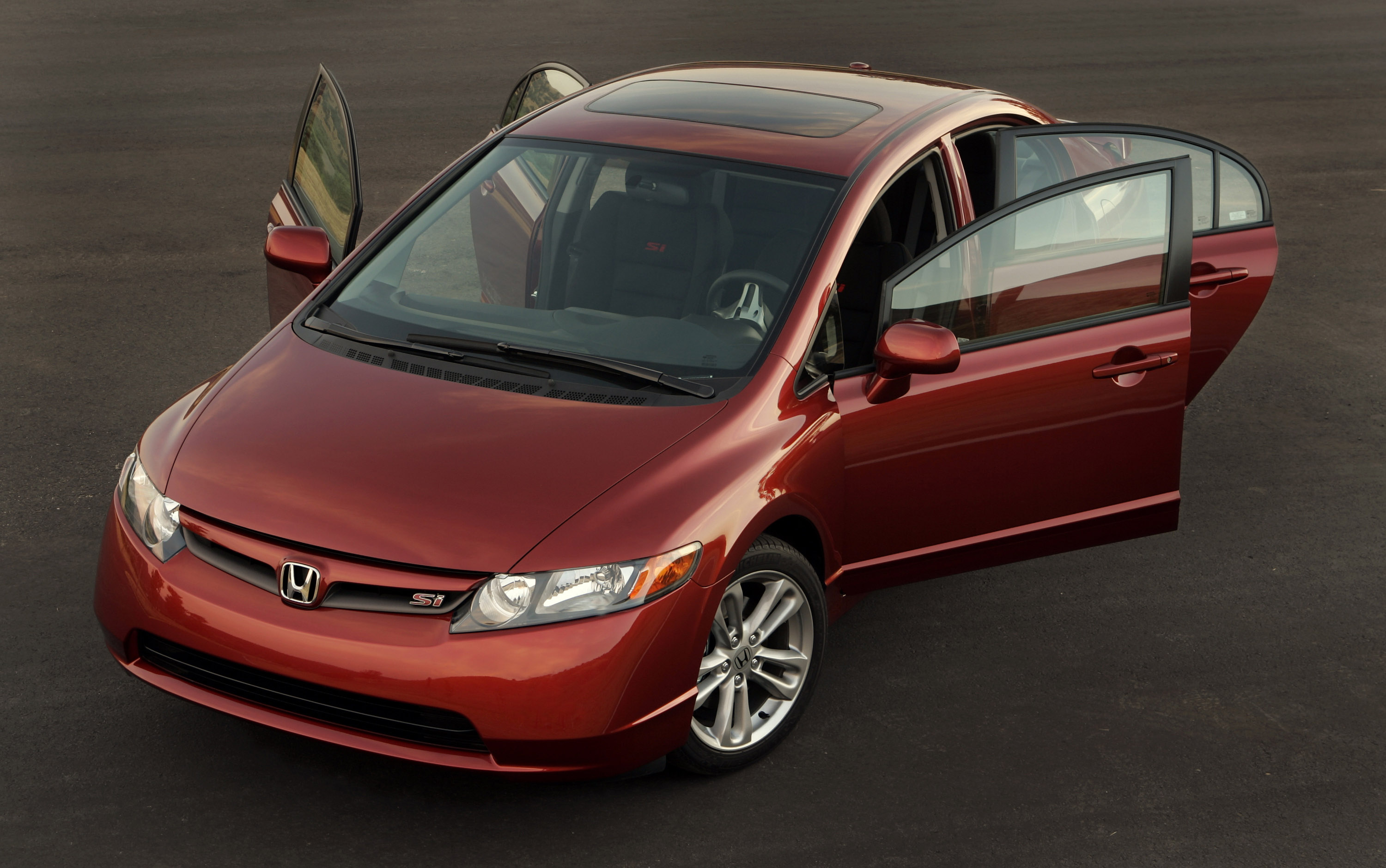 Honda Civic Si Sedan photo #2