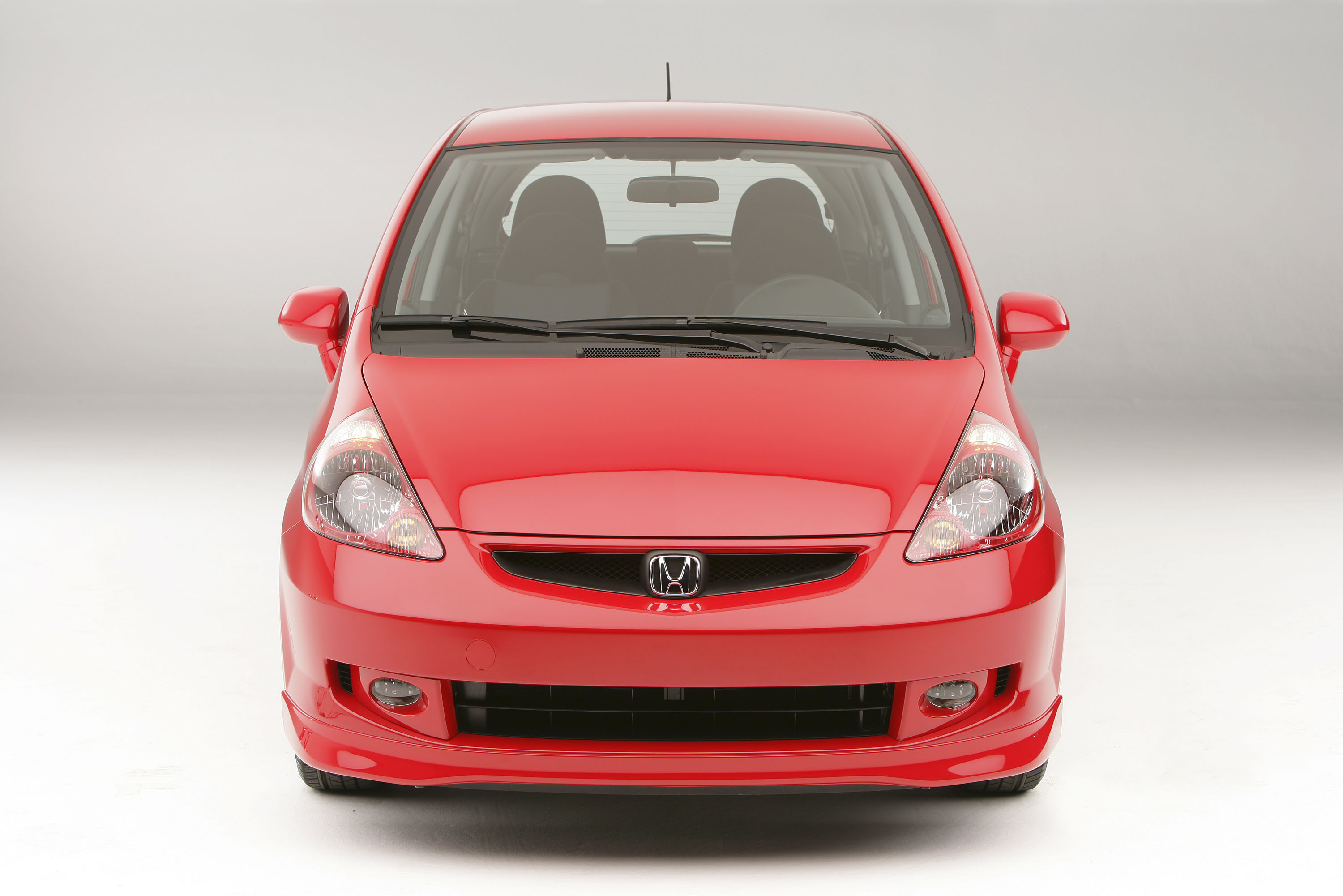 Фит первого поколения. Honda Fit 2007. Honda Fit Sport 2007. Honda Fit Sport 2008. Honda Fit GD 2001-2007.