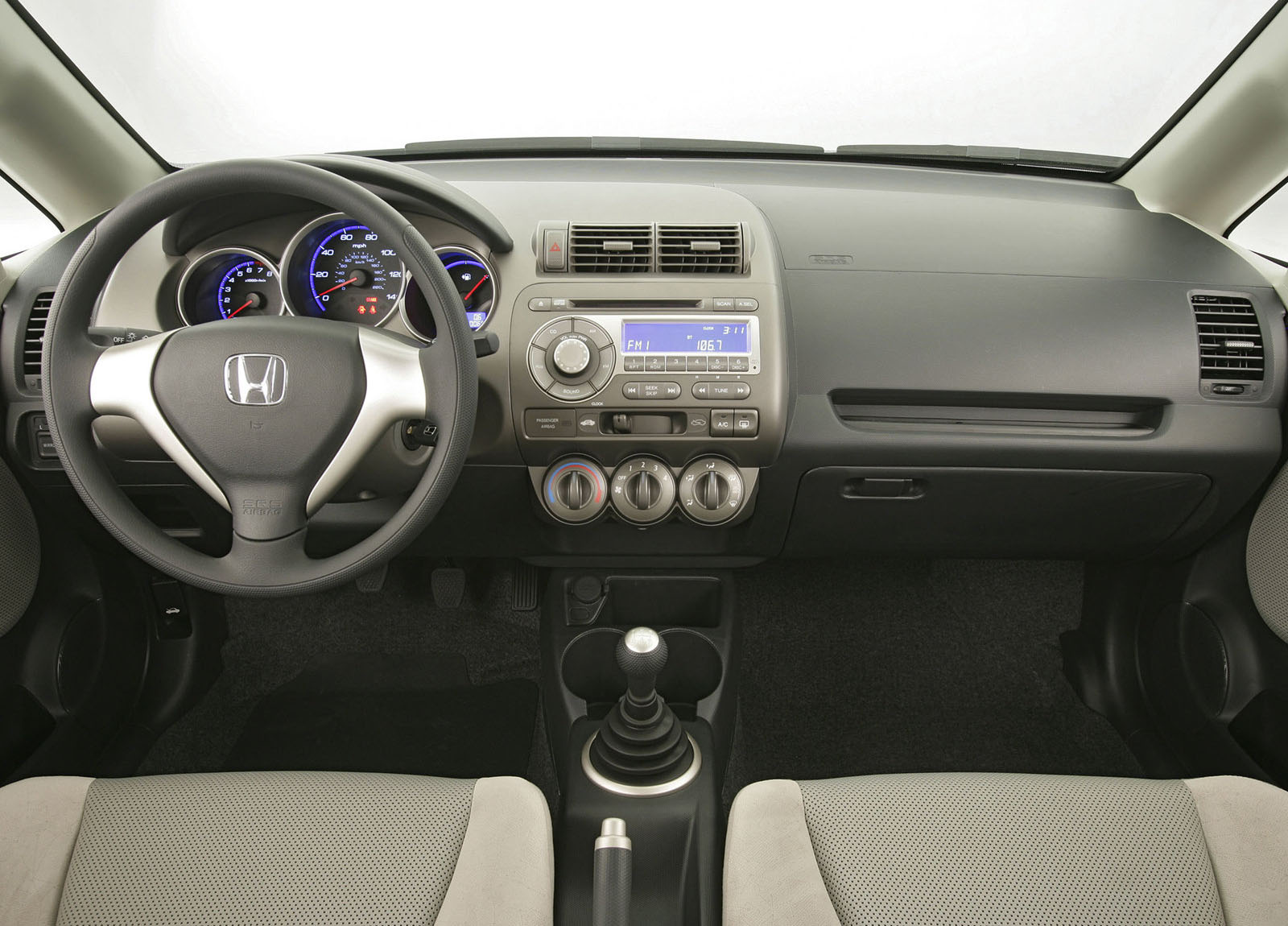 Honda Fit photo #10