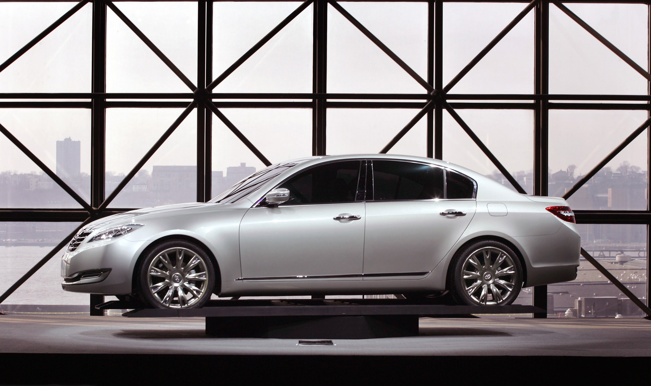 Hyundai Genesis Concept photo #9