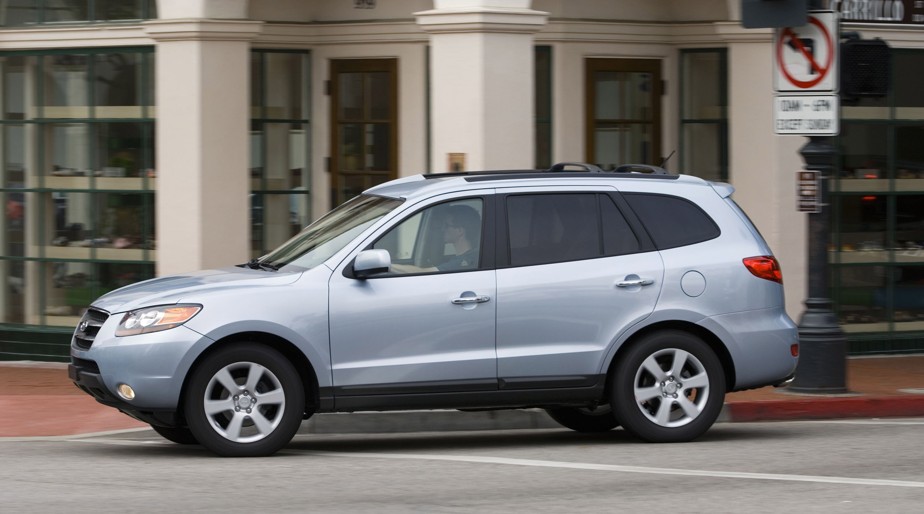 Hyundai Santa Fe photo #28