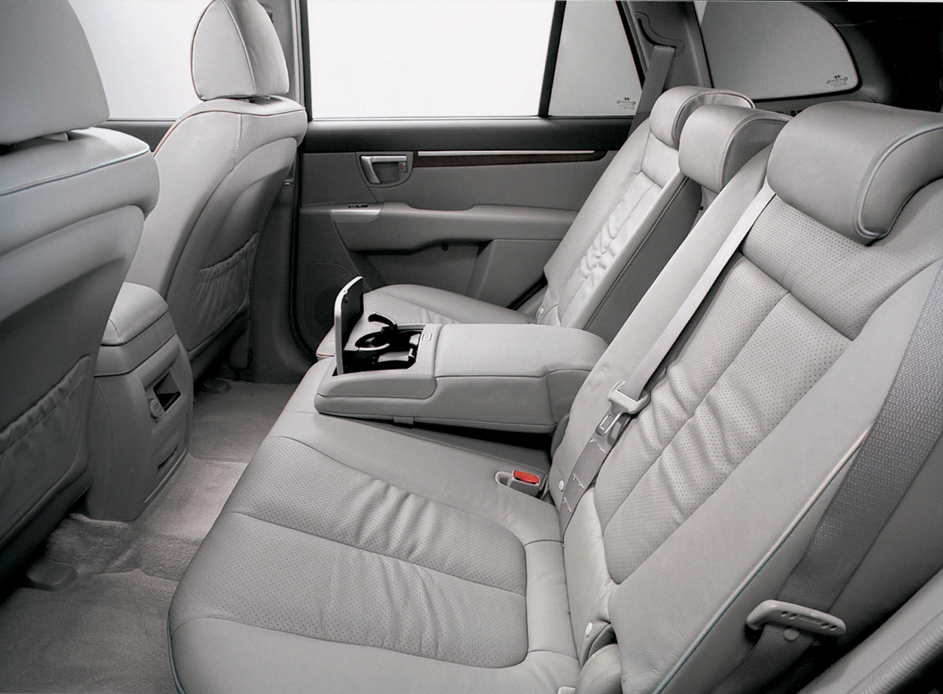 Hyundai Santa Fe photo #36