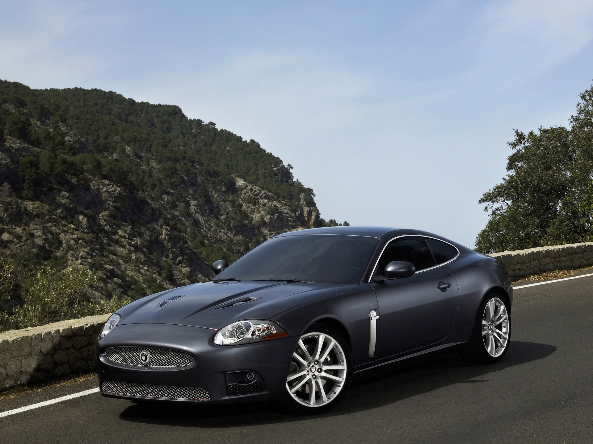 Jaguar XKR photo #2