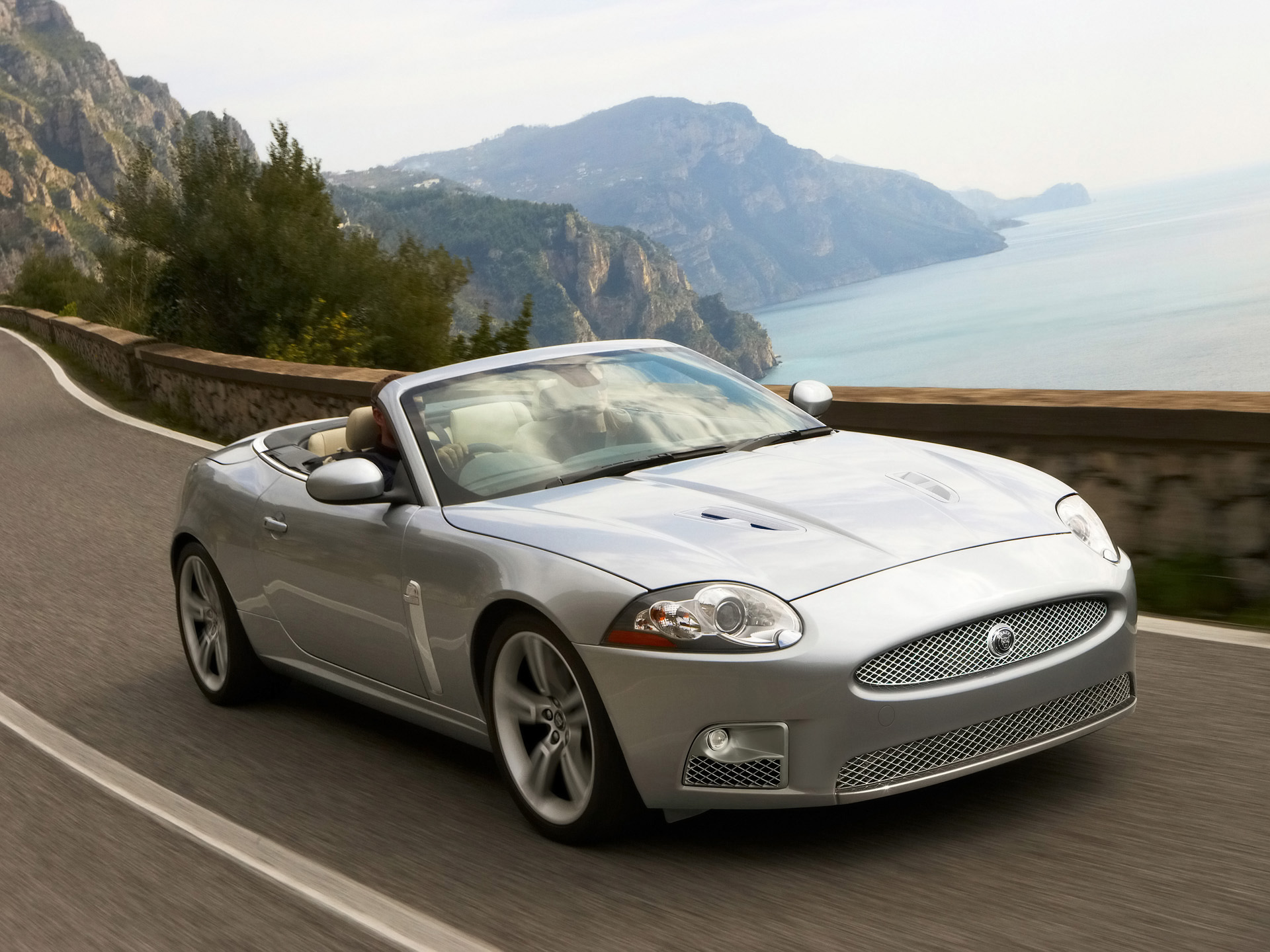 Jaguar XKR photo #8