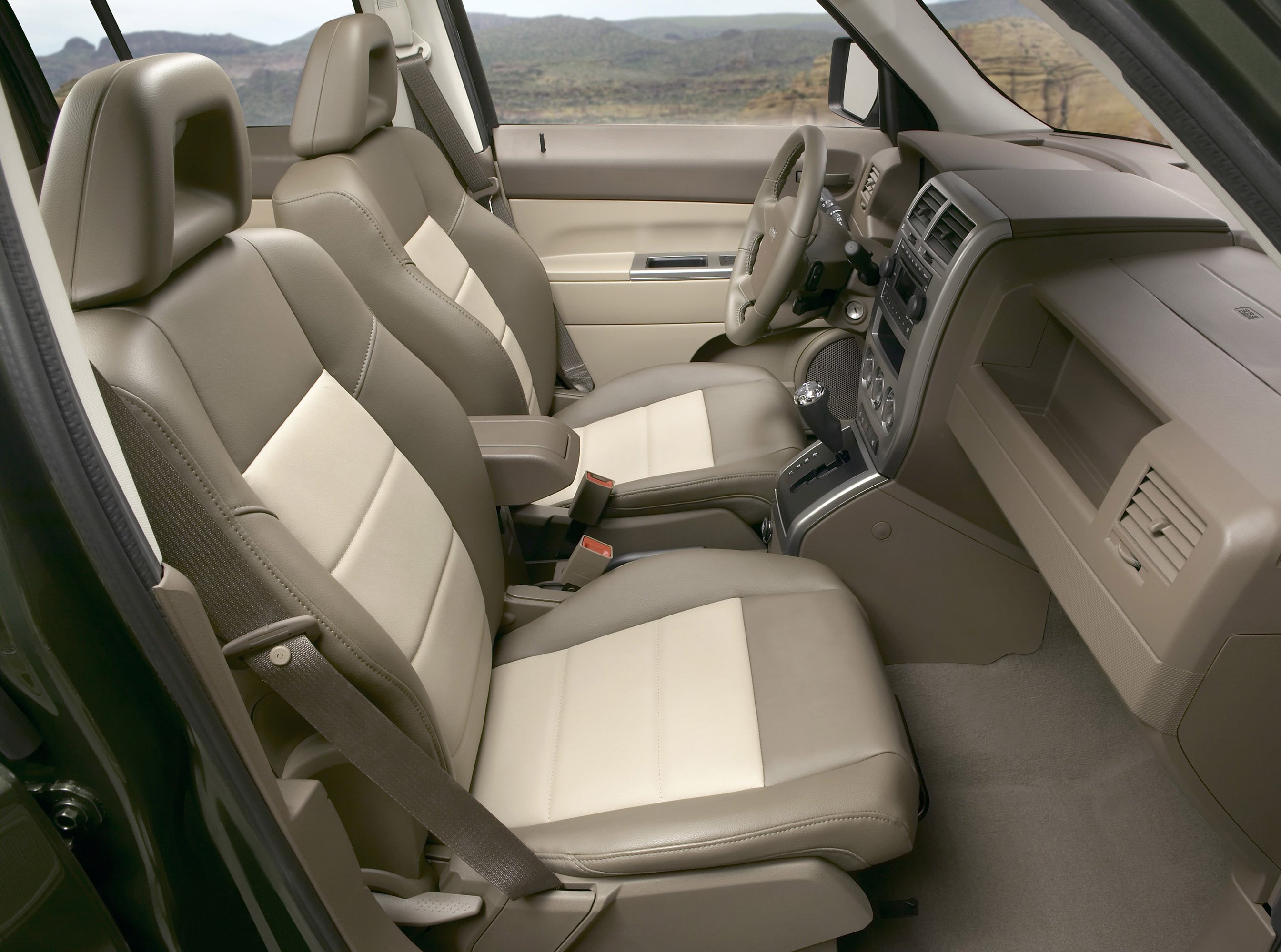 Jeep Patriot photo #17