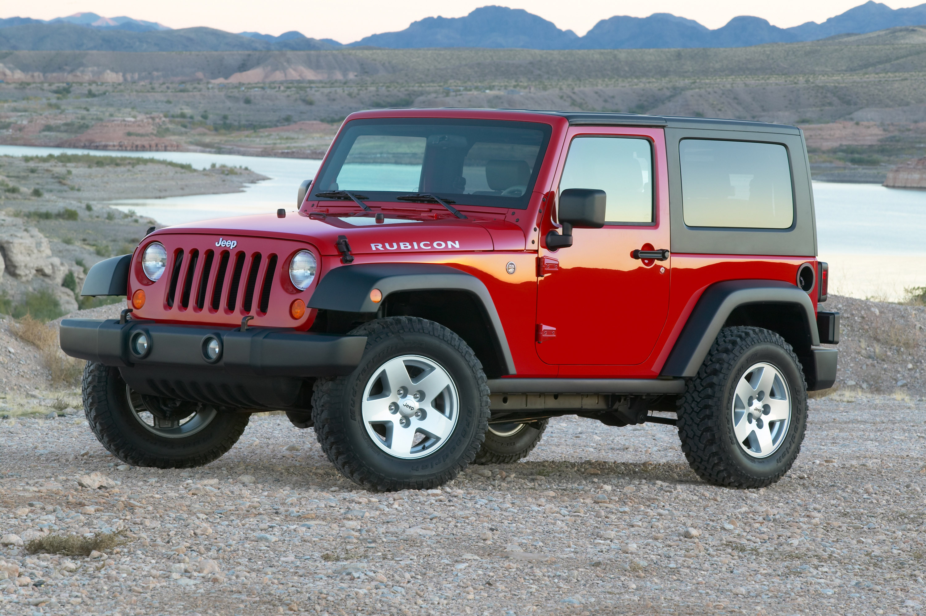 Jeep Wrangler Rubicon photo #2