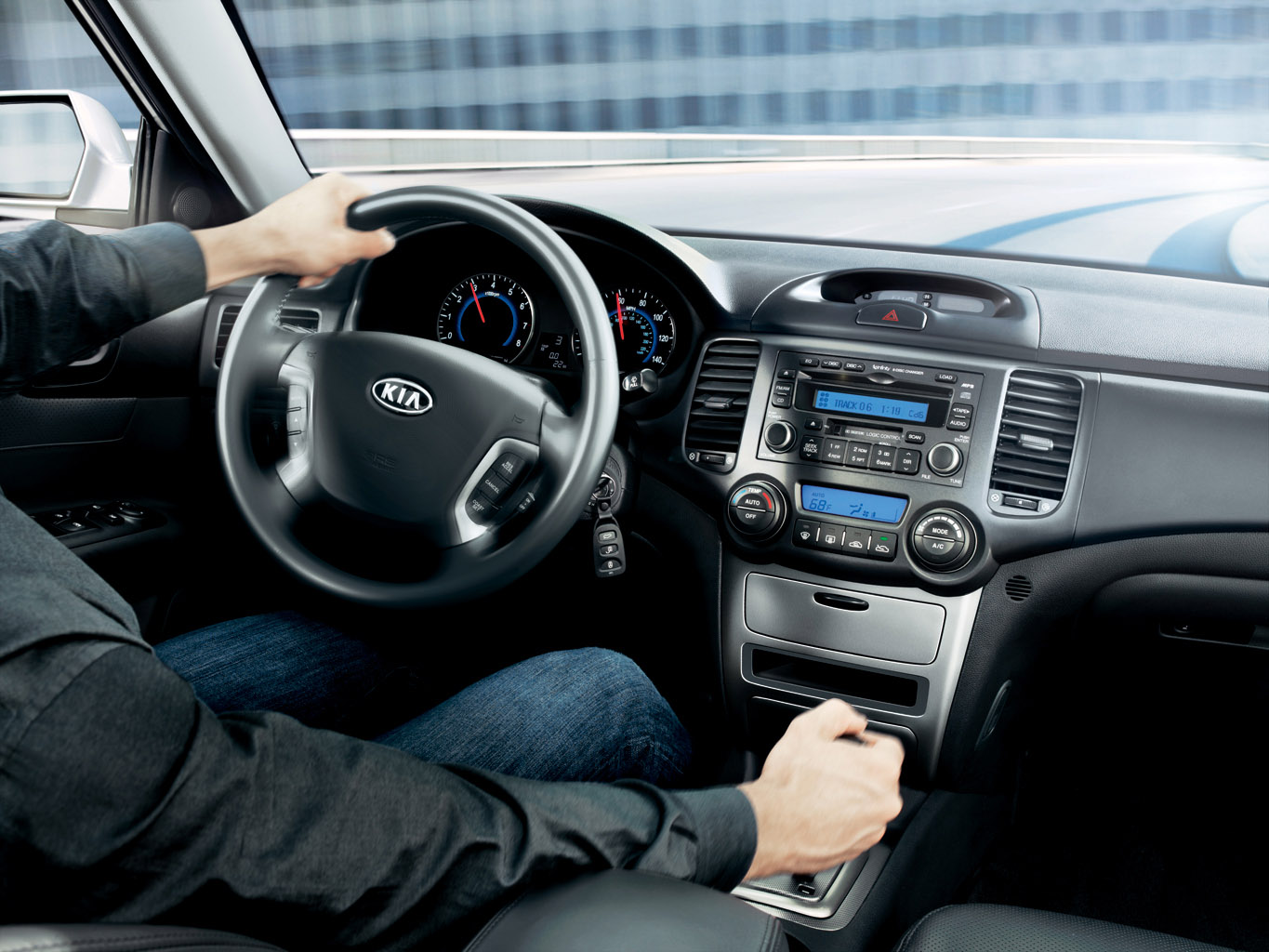 Kia Optima photo #28