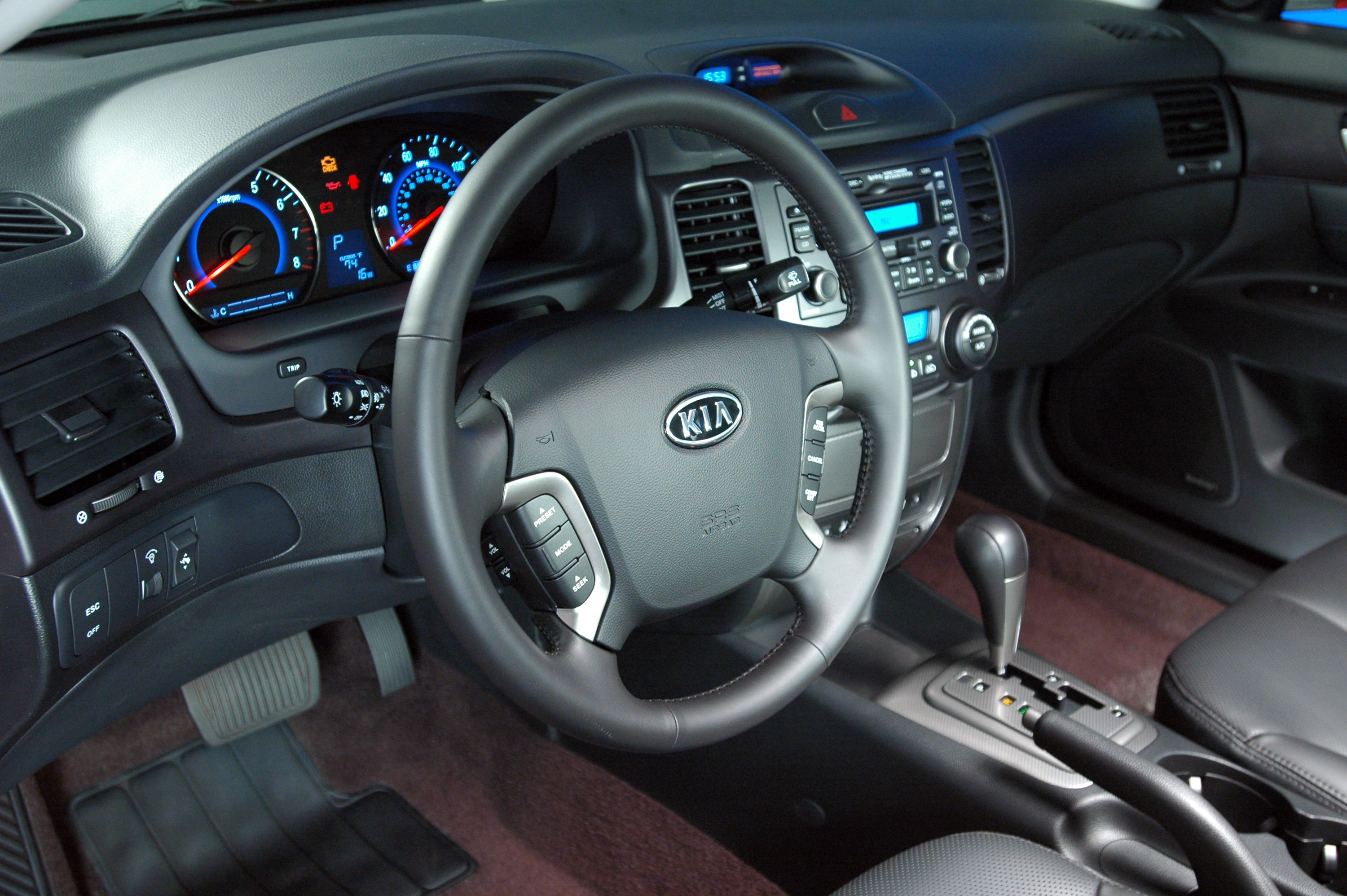 Kia Optima photo #30