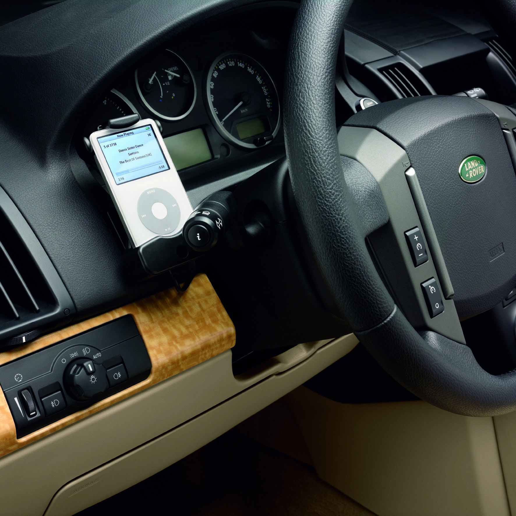 Land Rover Freelander 2 photo #16