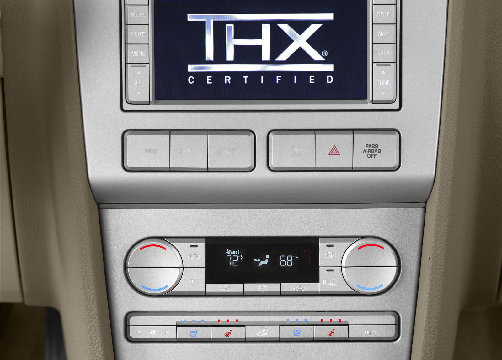 Lincoln MKZ photo #17