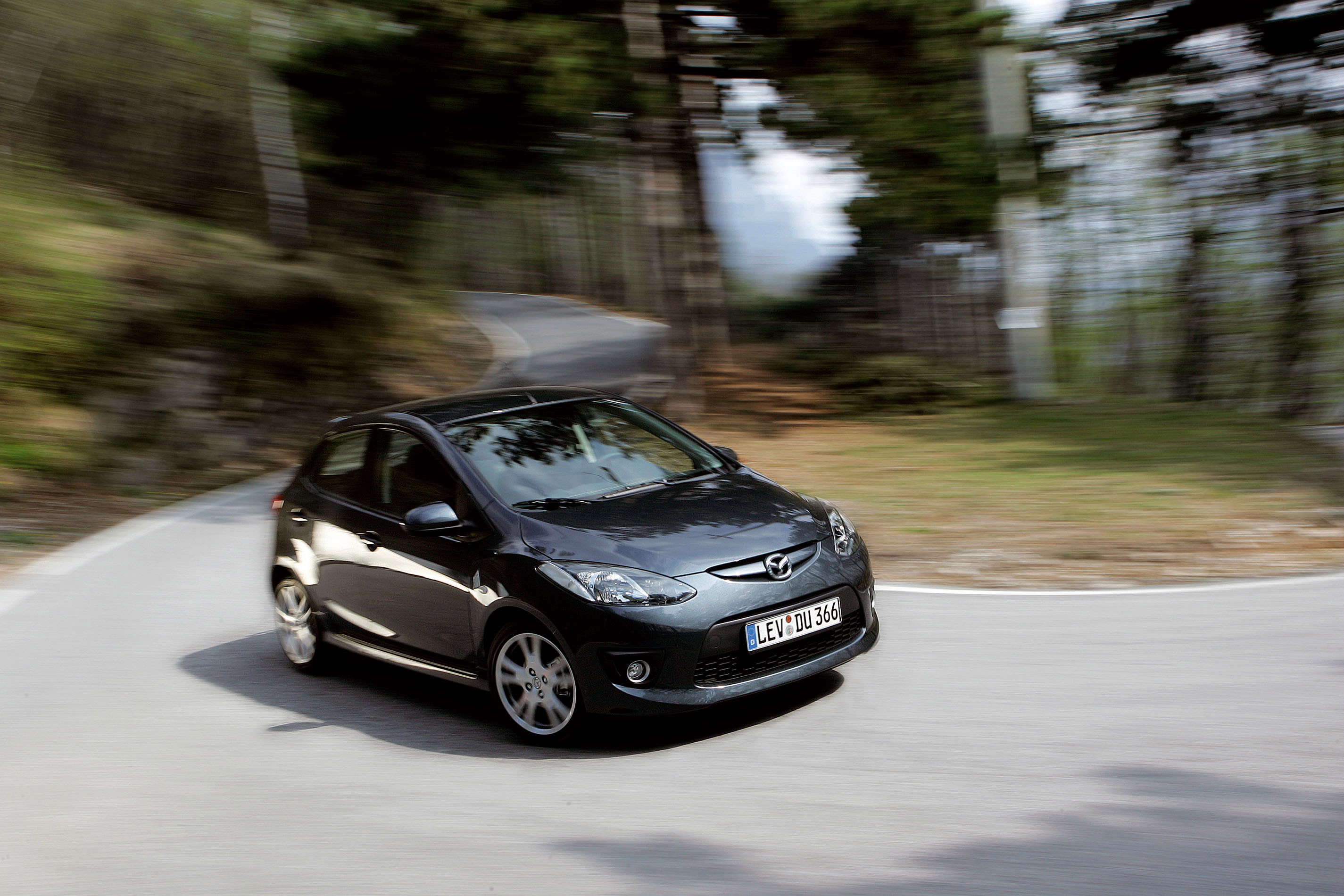 Mazda 2 photo #31