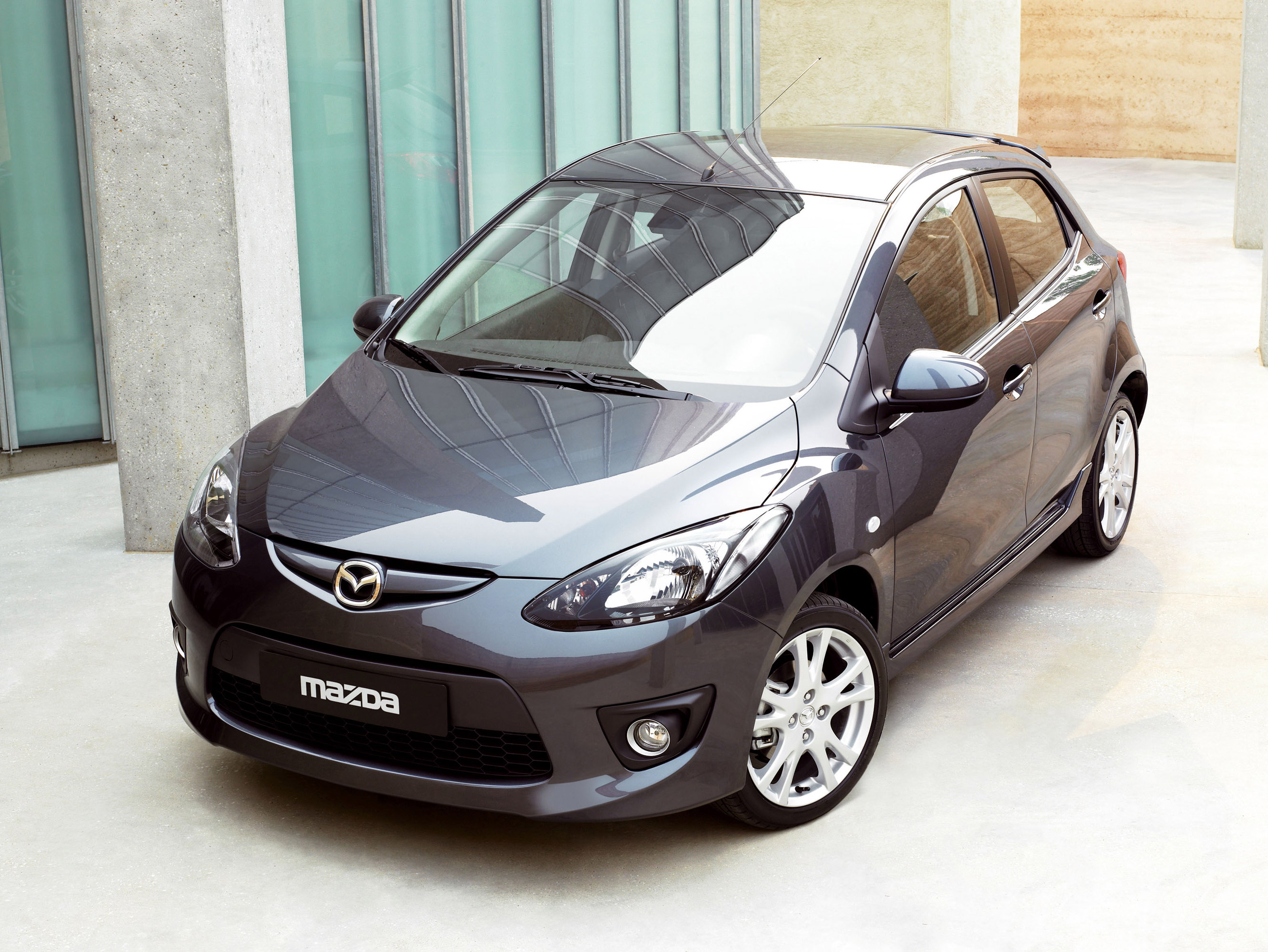 Mazda 2 photo #32