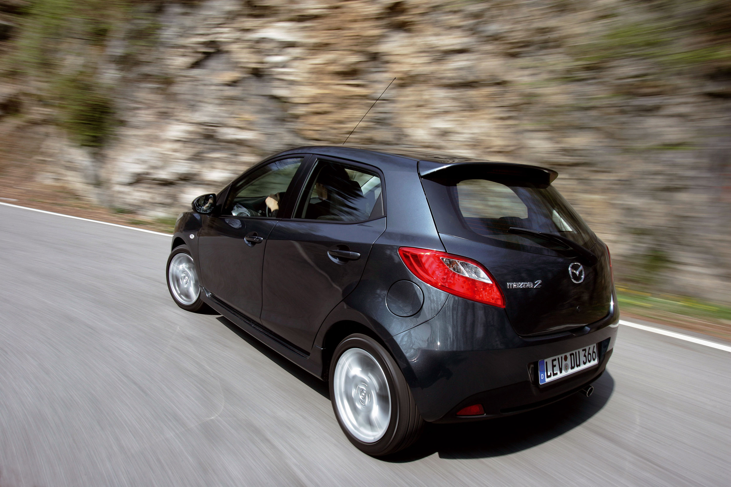 Mazda 2 photo #40