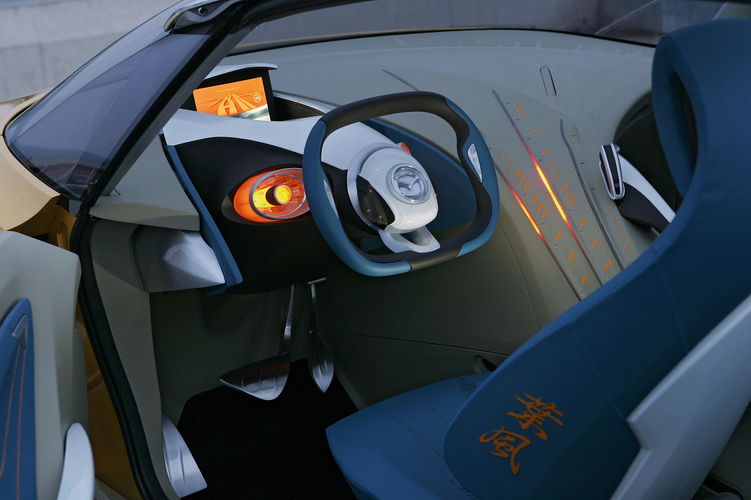 Mazda Hakaze Concept photo #17
