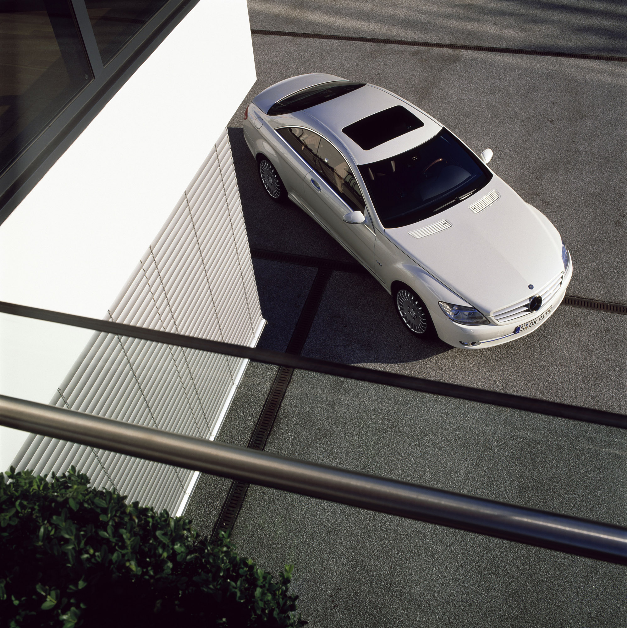 Mercedes-Benz CL 600 photo #36