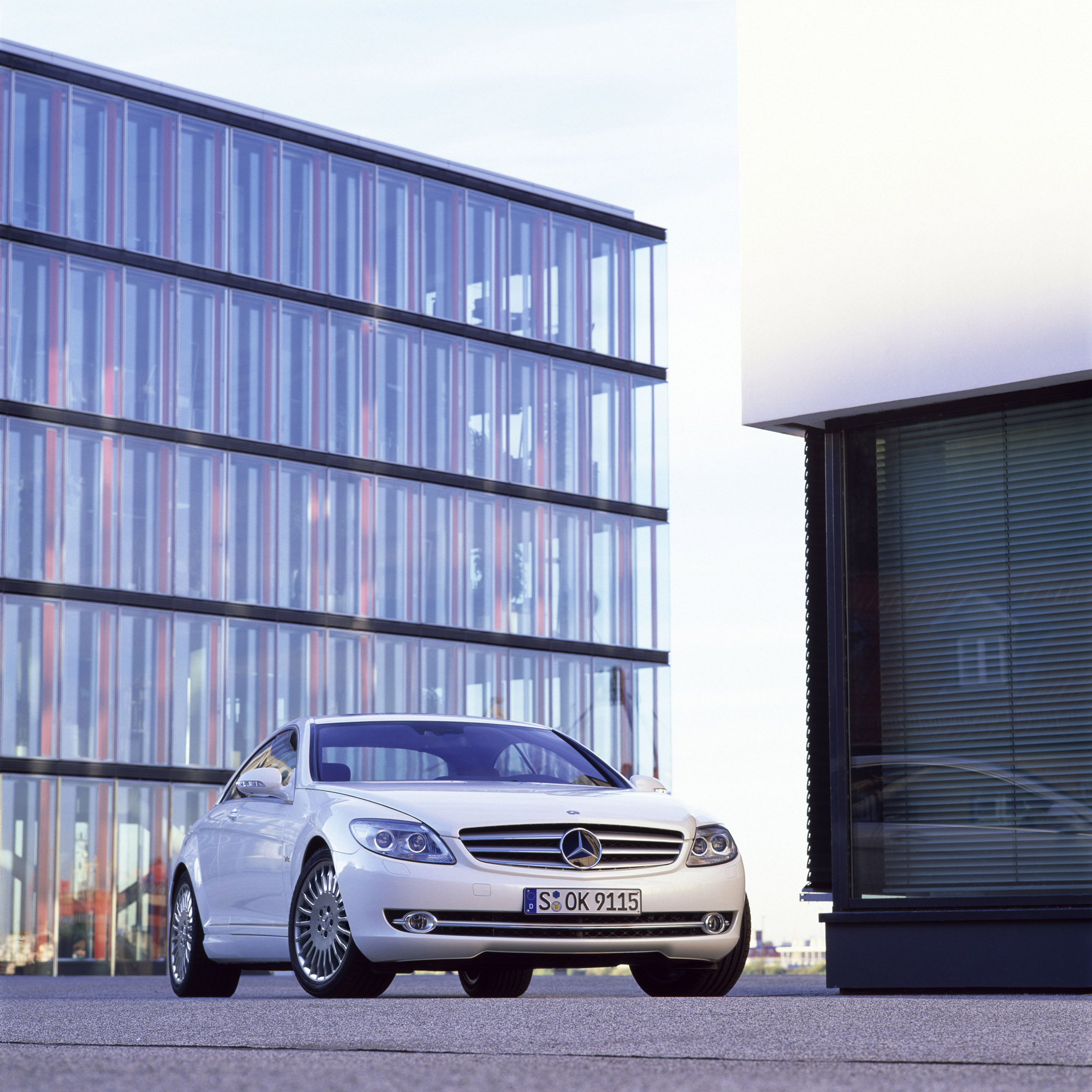 Mercedes-Benz CL 600 photo #37